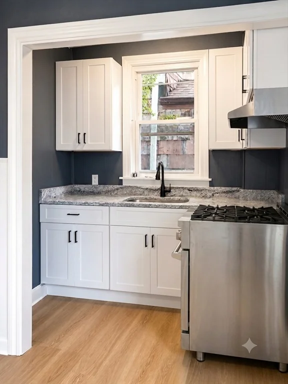 3 bed, 1 bath apartment for rent at 1190 Pleasant St Unit 1, New Bedford — photo 5 of 19