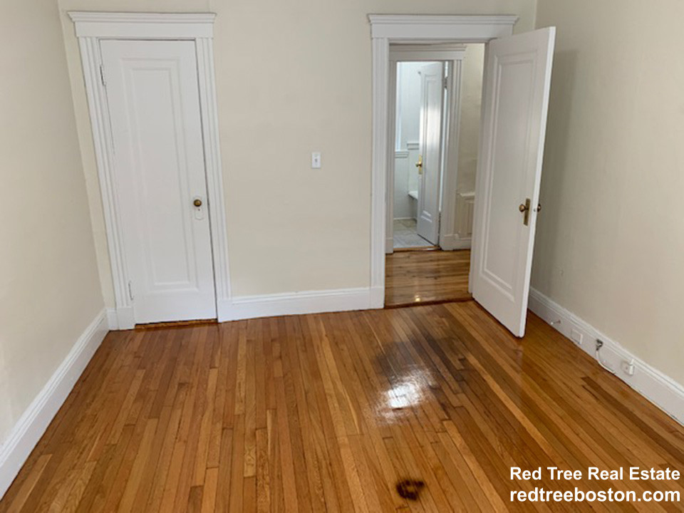 1 bed, 1 bath apartment for rent at 1191 Boylston St Unit 21, Fenway — photo 10 of 17