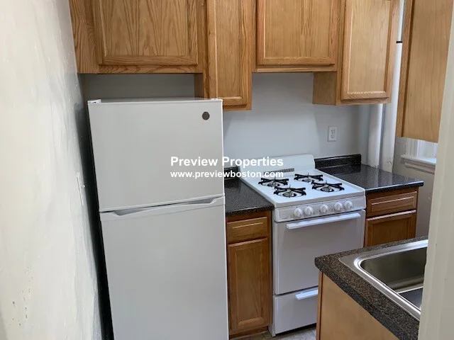 1 bed, 1 bath apartment for rent at 1191 Boylston St Unit 21P, Fenway — photo 9 of 10