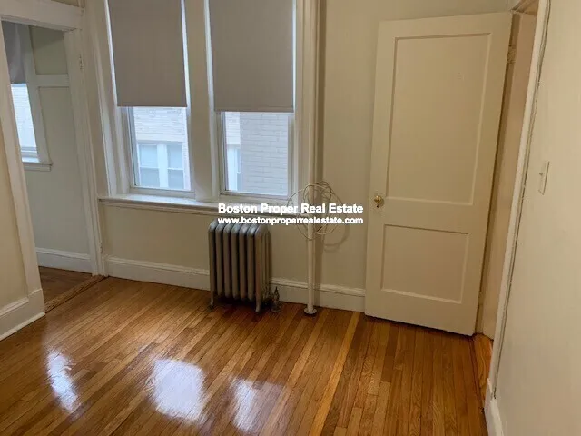 2 bed, 1 bath apartment for rent at 1191 Boylston St Unit 23, Fenway — photo 4 of 10