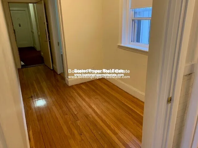 2 bed, 1 bath apartment for rent at 1191 Boylston St Unit 28, Fenway — photo 8 of 10