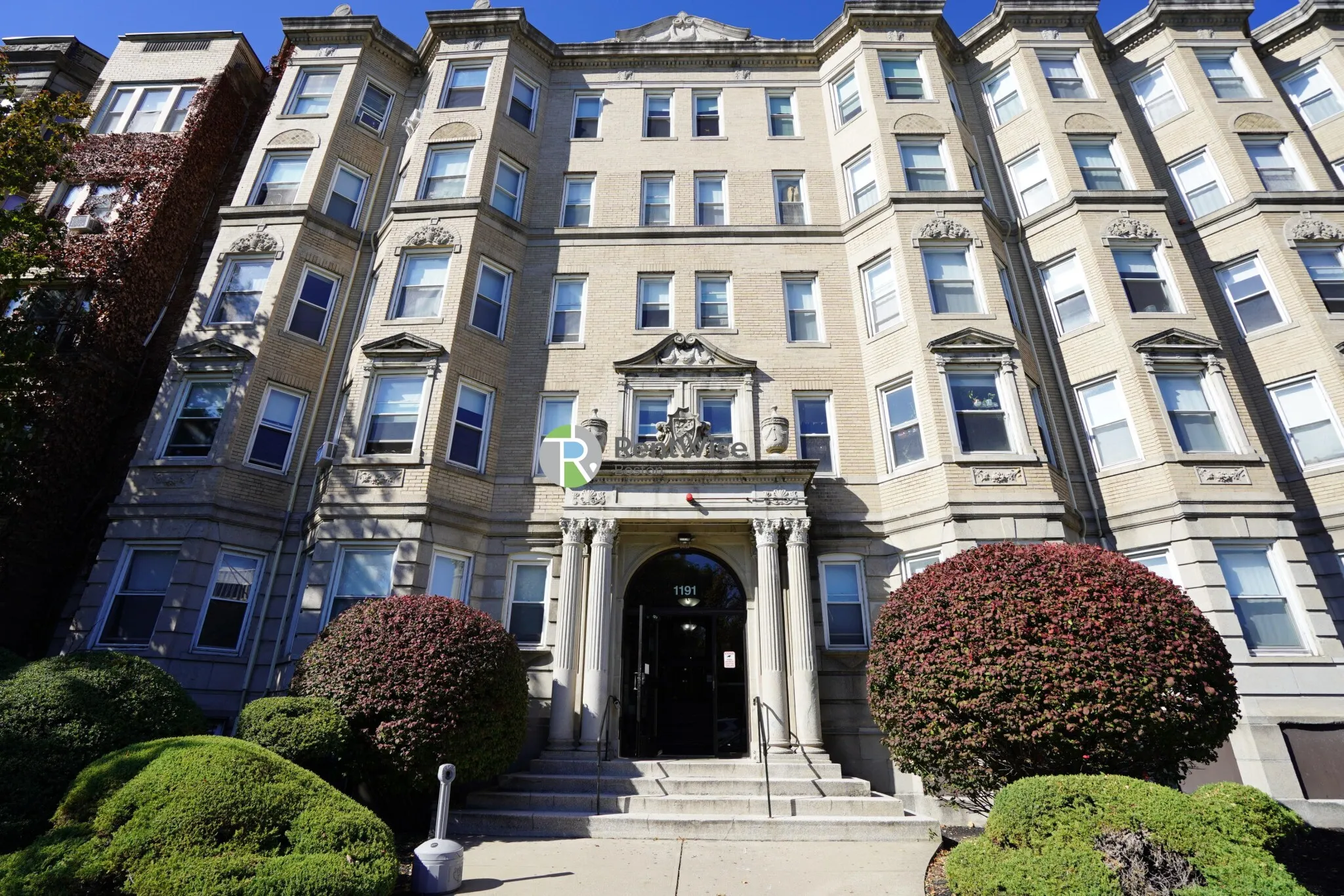 Studio bed, 1 bath apartment for rent at 1191 Boylston St Unit 29, Fenway — photo 14 of 17