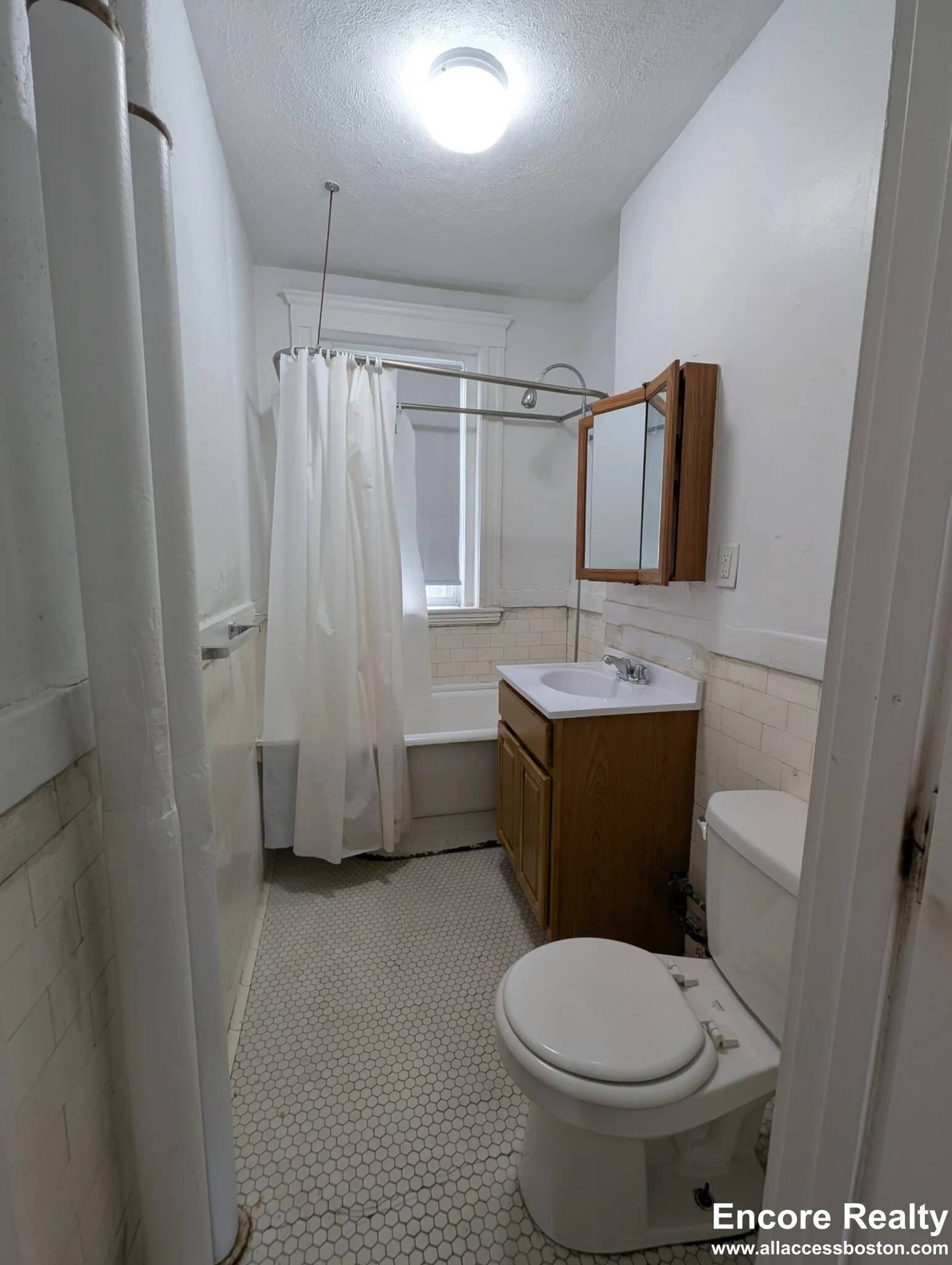 1 bed, 1 bath apartment for rent at 1191 Boylston St Unit 3, Fenway — photo 9 of 9