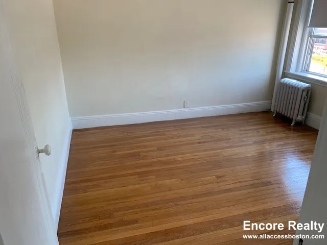 Studio bed, 1 bath apartment for rent at 1191 Boylston St Unit 34, Fenway — photo 5 of 8