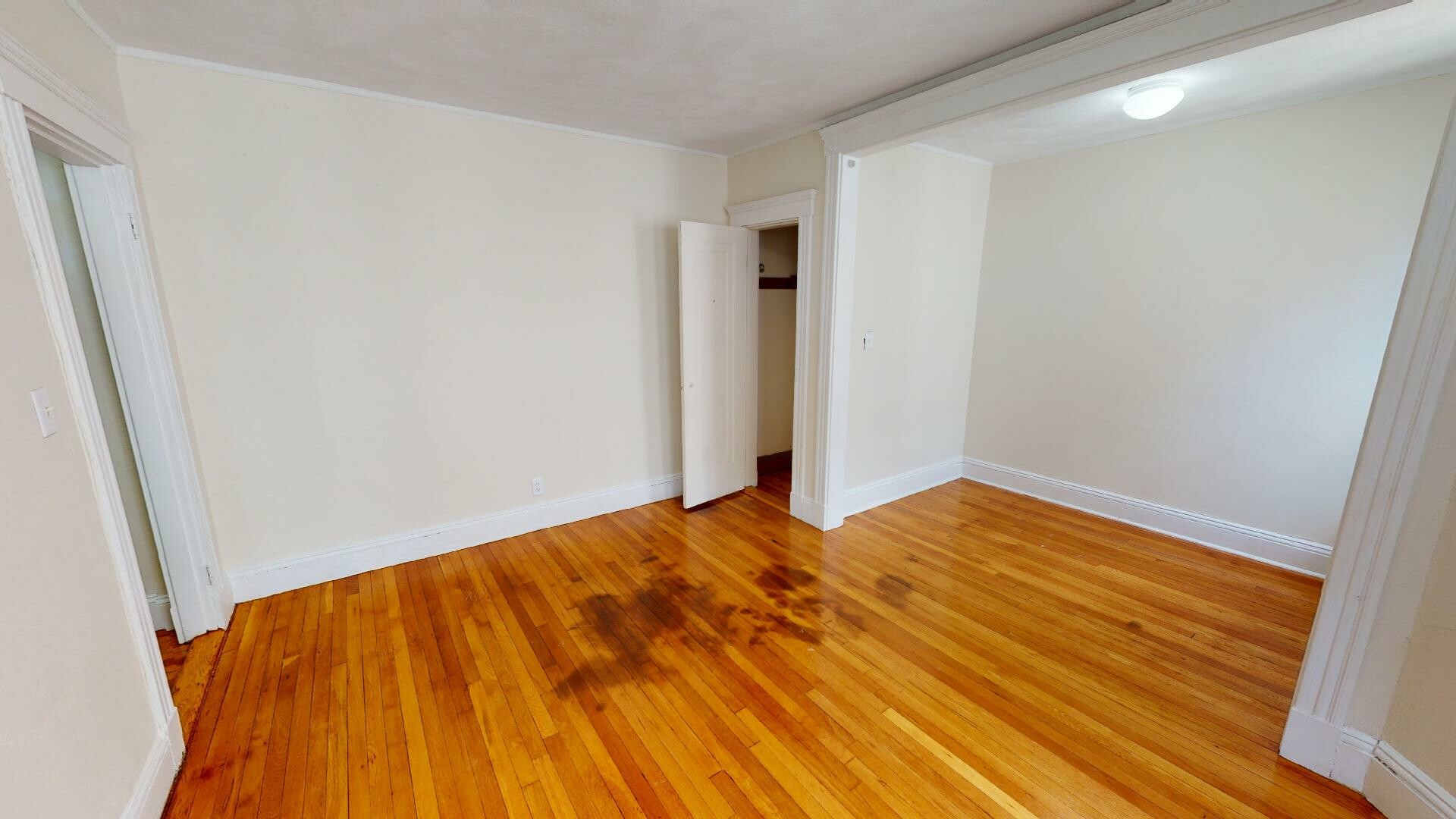Studio bed, 1 bath apartment for rent at 1191 Boylston St Unit 37O, Fenway — photo 2 of 7
