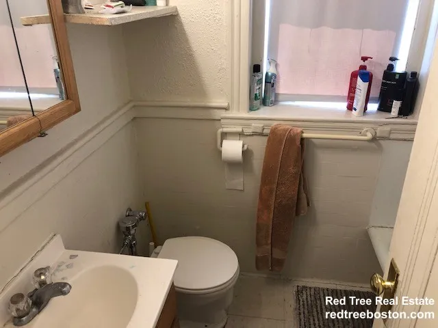 1 bed, 1 bath apartment for rent at 1191 Boylston St Unit 46, Fenway — photo 2 of 8