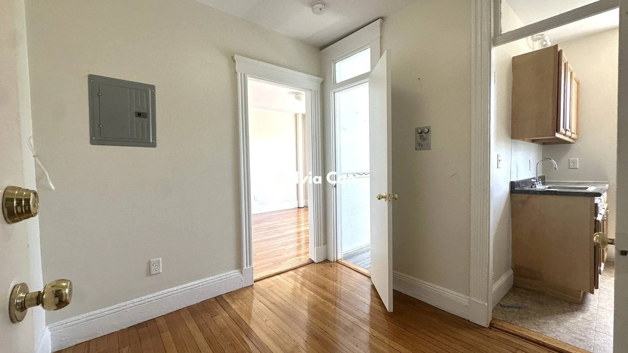 Studio bed, 1 bath apartment for rent at 1191 Boylston St Unit 49, Fenway — photo 5 of 7