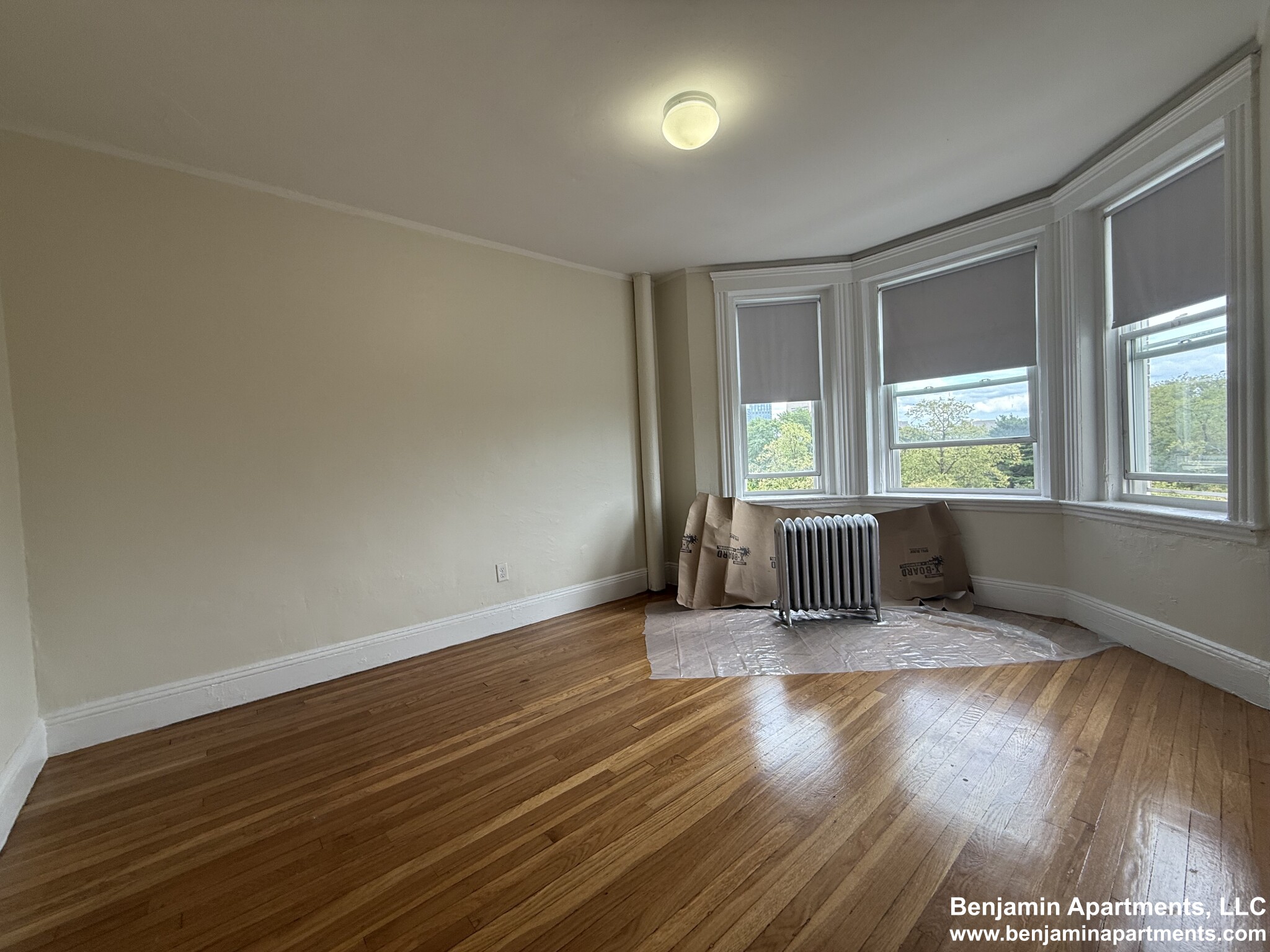 Studio bed, 1 bath apartment for rent at 1191 Boylston St Unit 49O, Fenway — photo 1 of 9