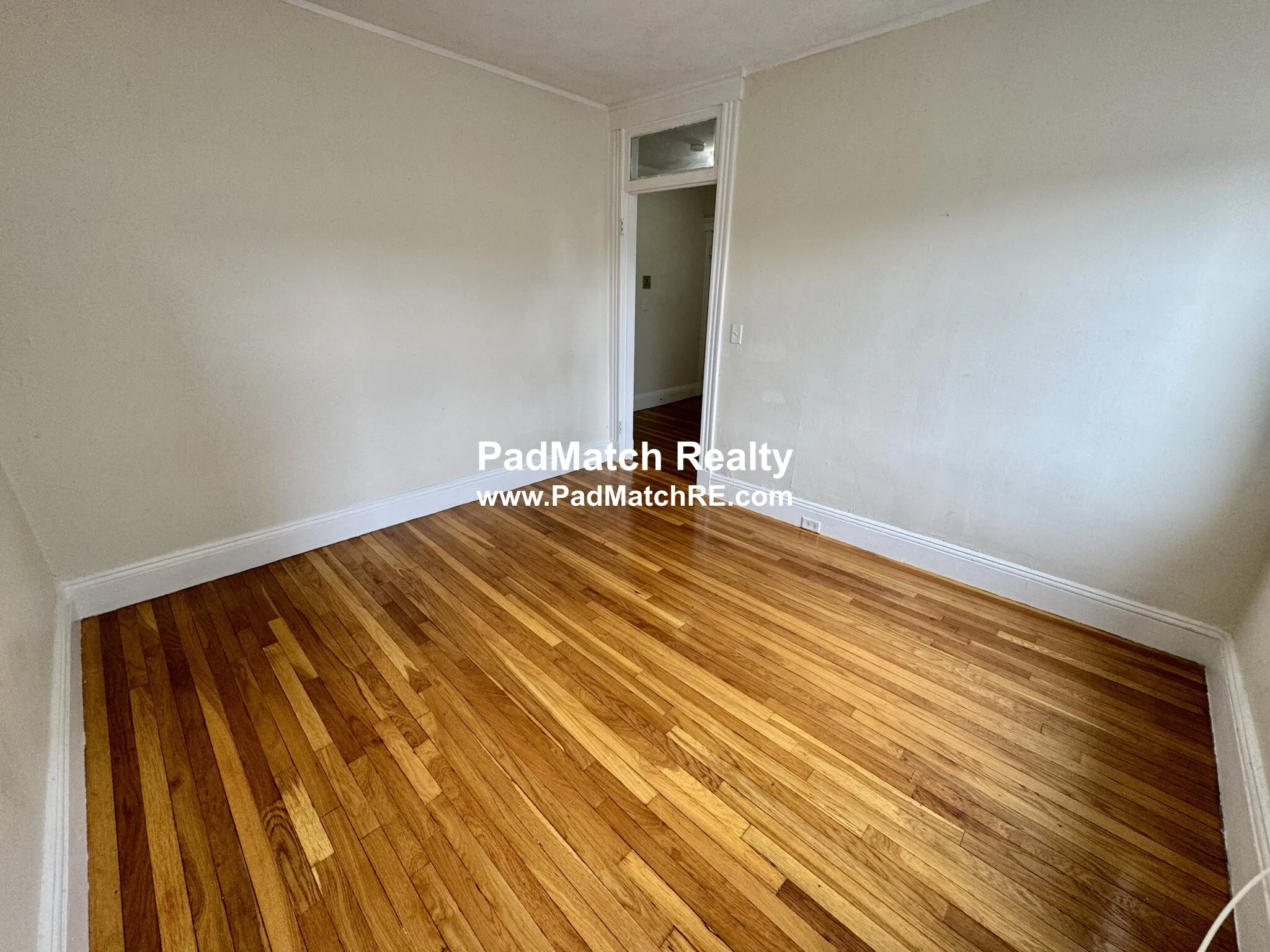 Studio bed, 1 bath apartment for rent at 1191 Boylston St Unit 55, Fenway — photo 3 of 13