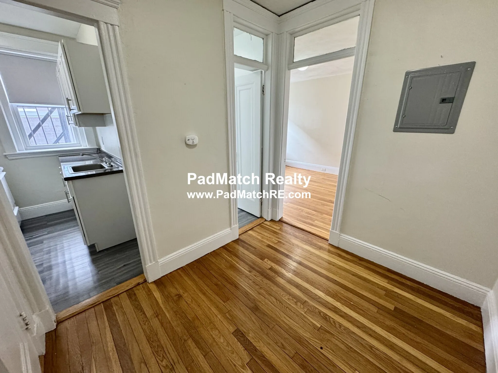 Studio bed, 1 bath apartment for rent at 1191 Boylston St Unit 55, Fenway — photo 5 of 13