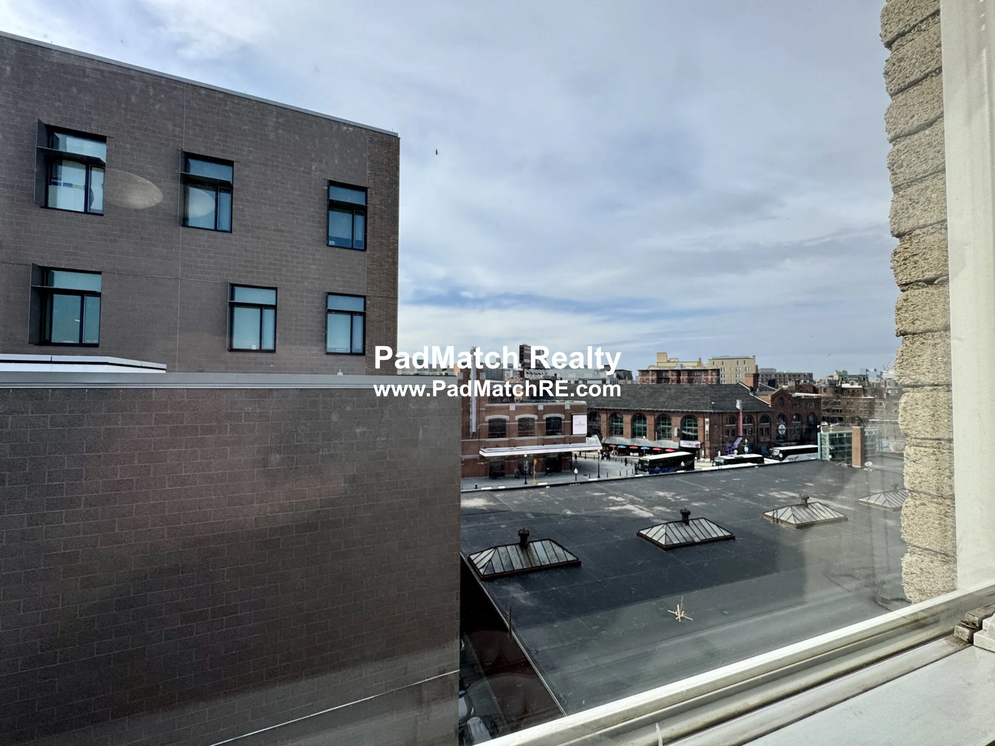 Studio bed, 1 bath apartment for rent at 1191 Boylston St Unit 55, Fenway — photo 2 of 13
