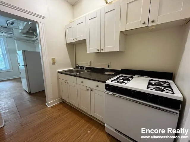2 bed, 1 bath apartment for rent at 1191 Boylston St Unit 61, Fenway — photo 11 of 15