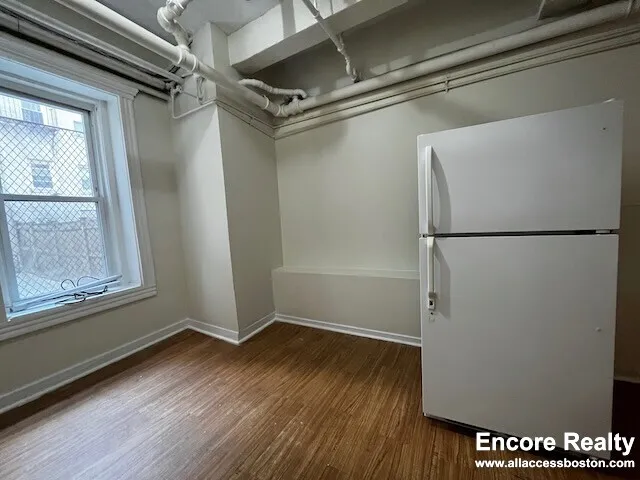 2 bed, 1 bath apartment for rent at 1191 Boylston St Unit 61, Fenway — photo 9 of 15
