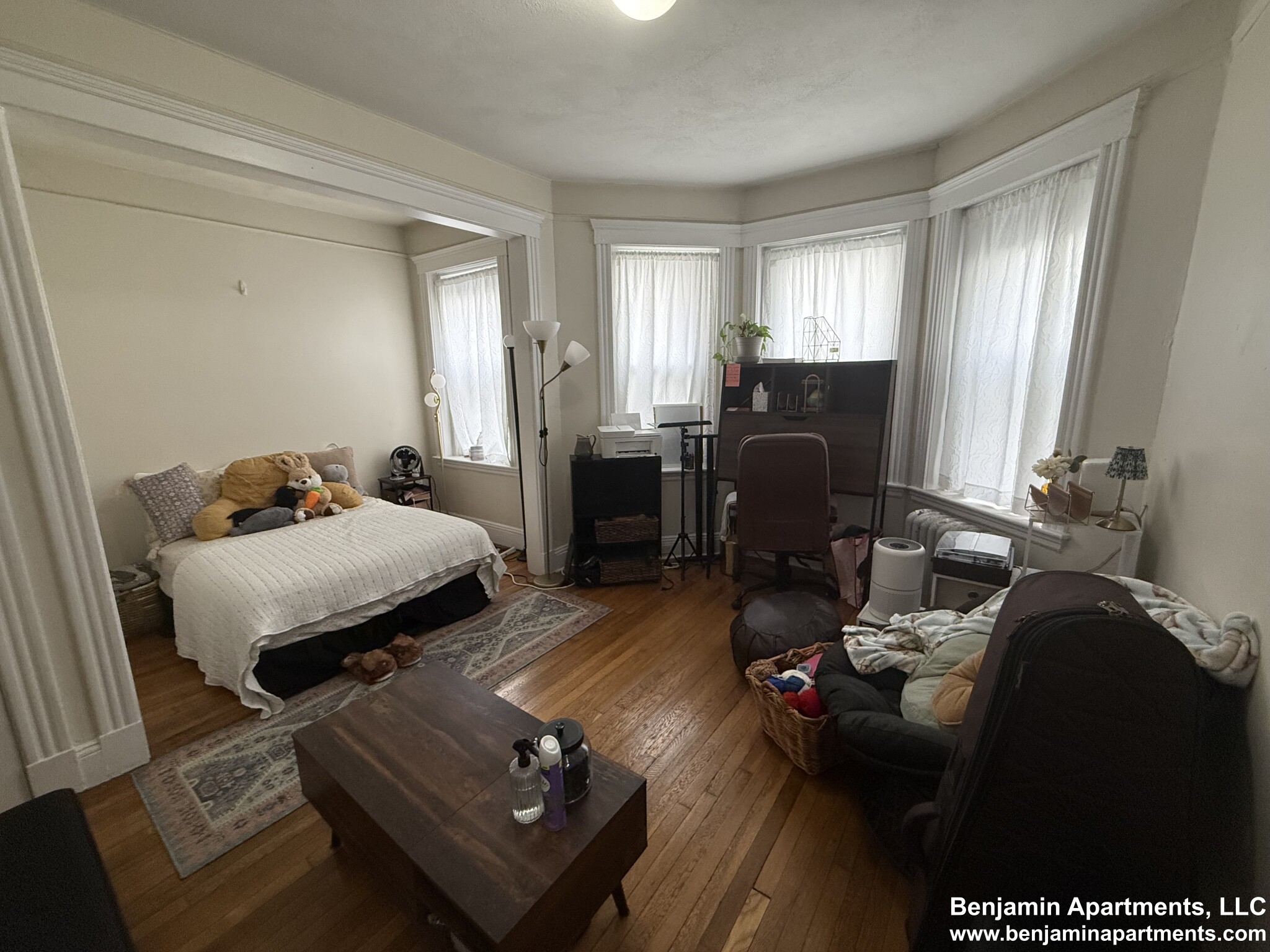 Studio bed, 1 bath apartment for rent at 1191 Boylston St Unit 6A, Fenway — photo 1 of 8