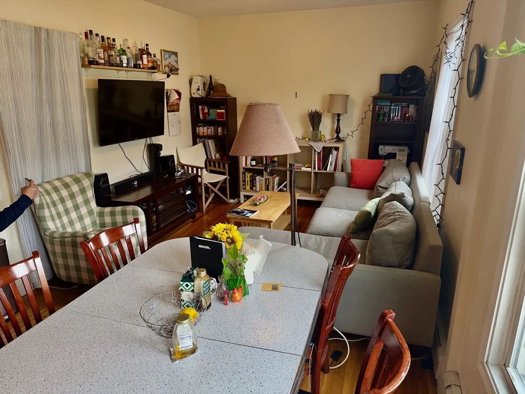 3 bed, 1 bath apartment for rent at 1192 Cambridge St Unit 3, Inman Square — photo 7 of 25
