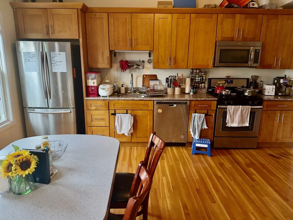 3 bed, 1 bath apartment for rent at 1192 Cambridge St Unit 3, Inman Square — photo 1 of 25