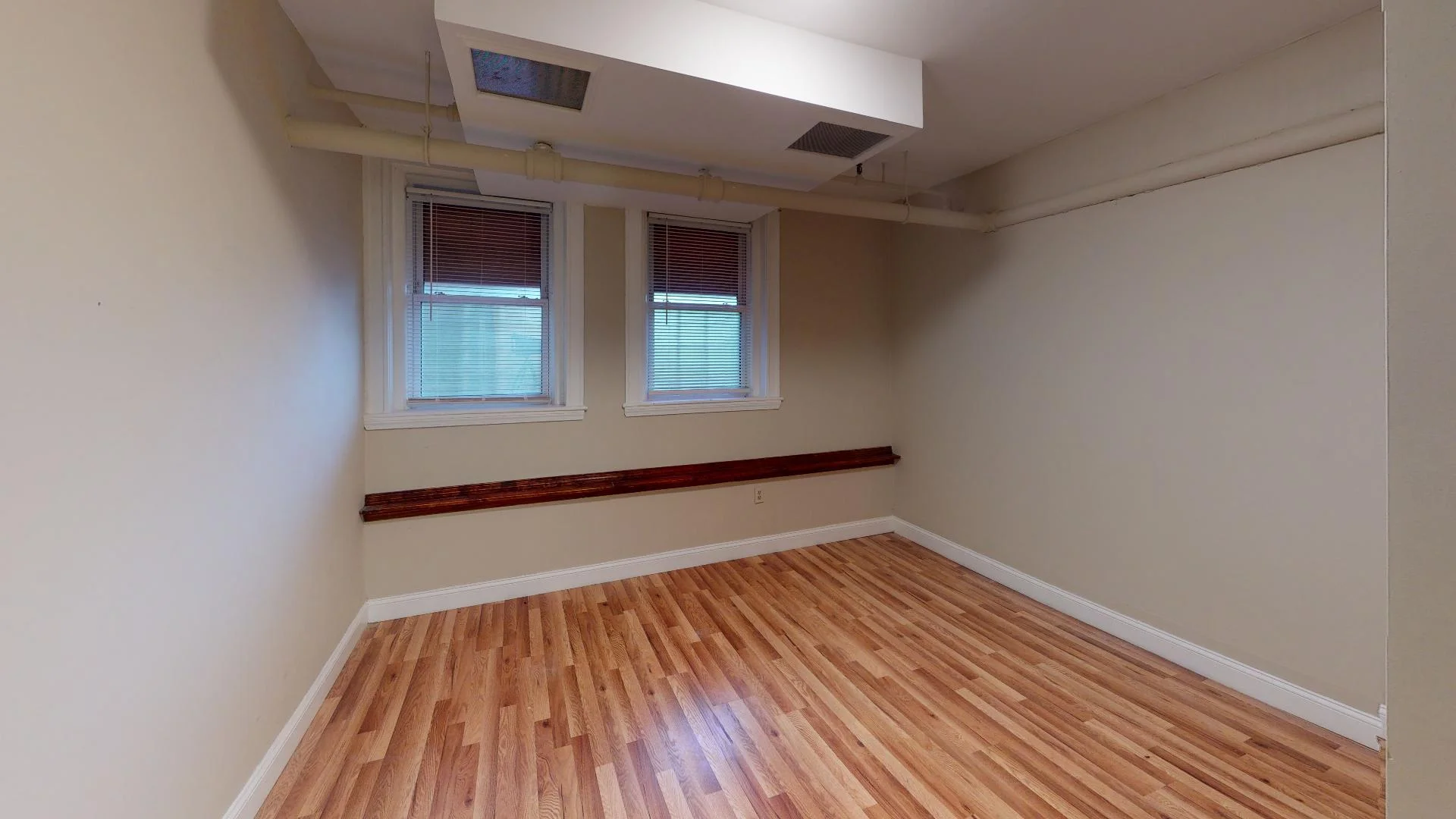 4 bed, 2 bath apartment for rent at 1193 Commonwealth Ave Unit 101, Allston — photo 48 of 49