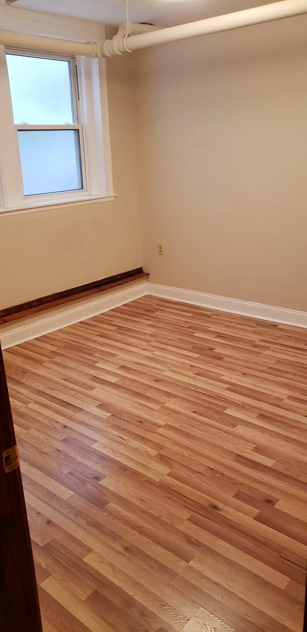 4 bed, 2 bath apartment for rent at 1193 Commonwealth Ave Unit 101, Allston — photo 23 of 49
