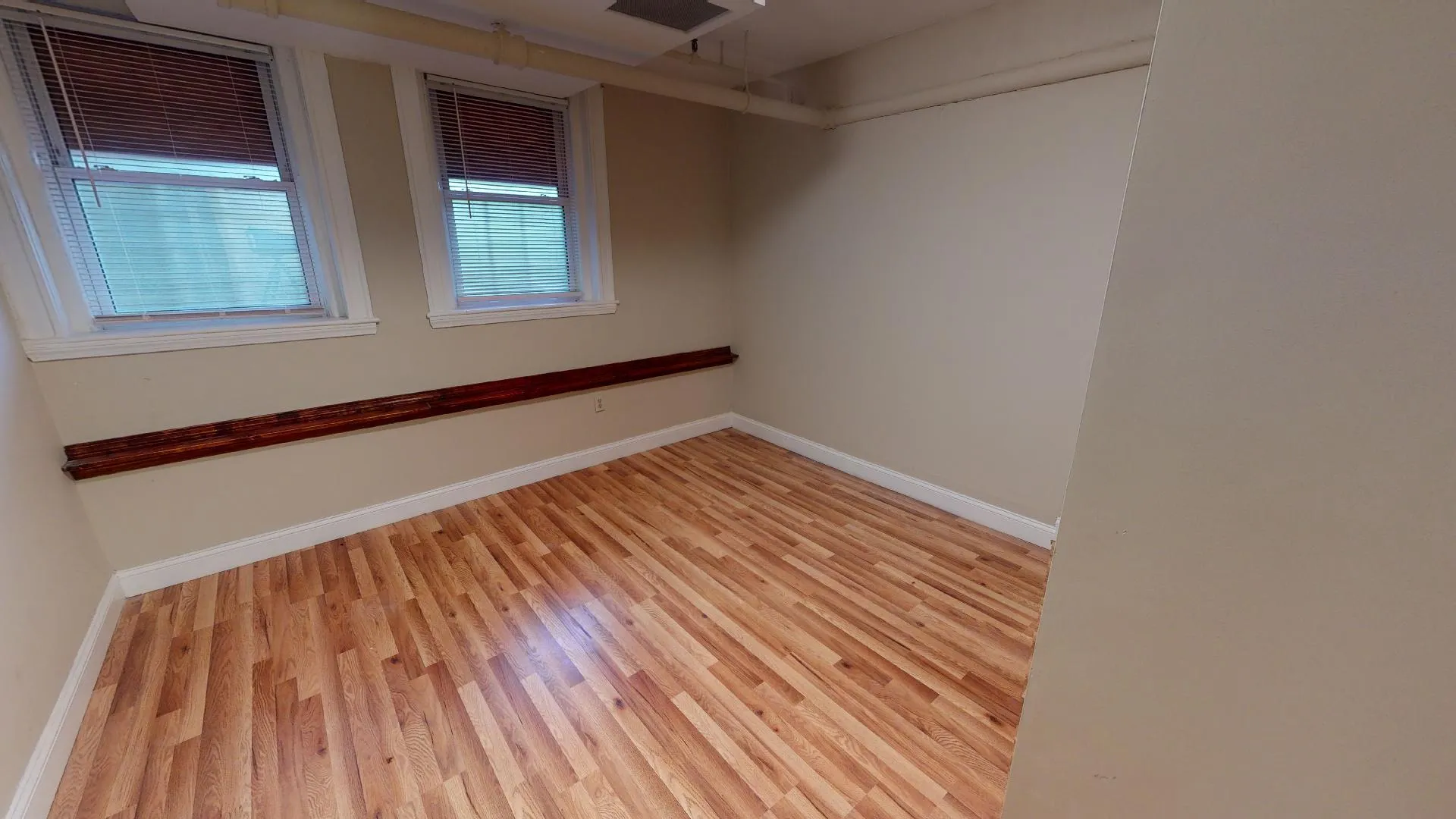 4 bed, 2 bath apartment for rent at 1193 Commonwealth Ave Unit 101, Allston — photo 39 of 49