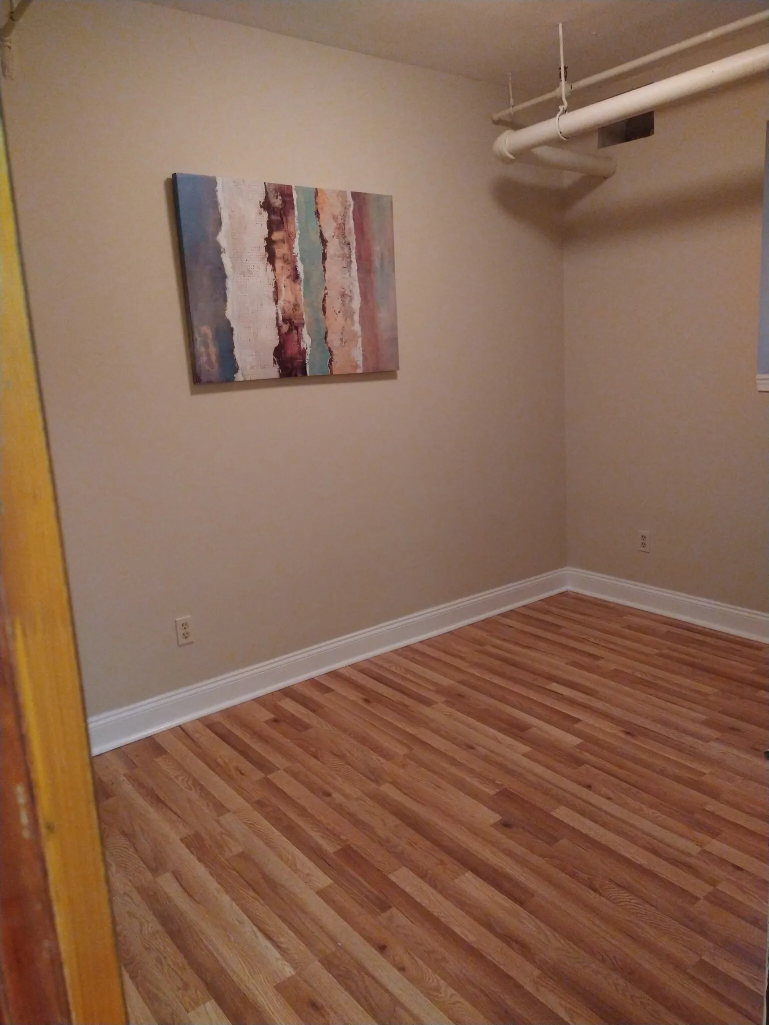 4 bed, 2 bath apartment for rent at 1193 Commonwealth Ave Unit 101, Allston — photo 8 of 49
