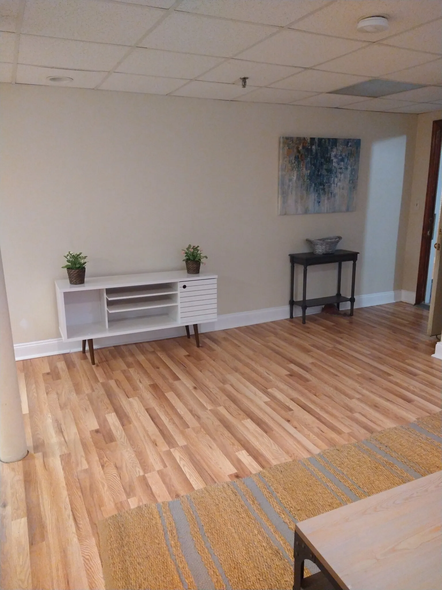 4 bed, 2 bath apartment for rent at 1193 Commonwealth Ave Unit 101, Allston — photo 4 of 49