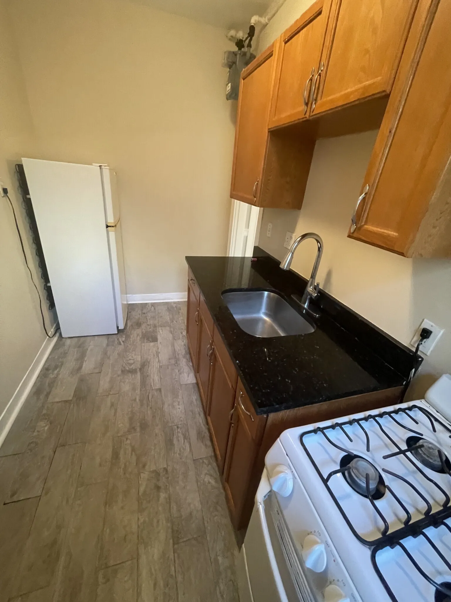 2 bed, 1 bath apartment for rent at 1193 Commonwealth Ave Unit 14, Allston — photo 14 of 34