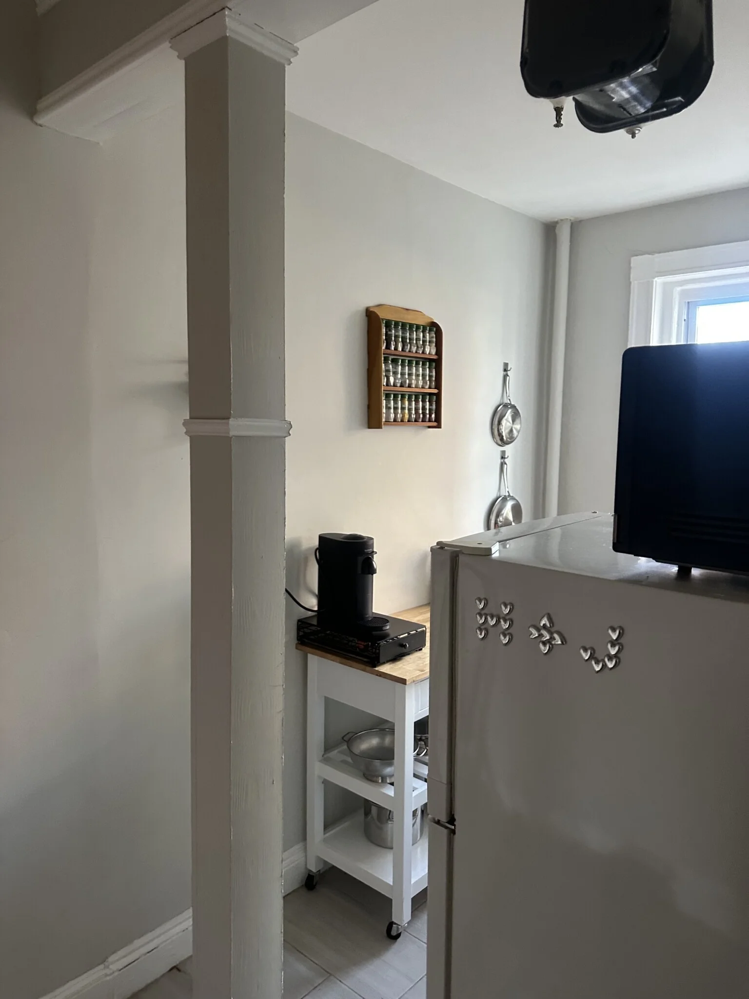 Studio bed, 1 bath apartment for rent at 1193 Commonwealth Ave Unit 16, Allston — photo 10 of 11
