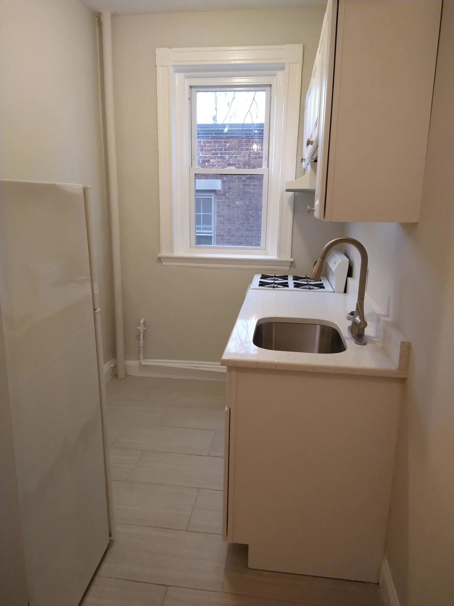 Studio bed, 1 bath apartment for rent at 1193 Commonwealth Ave Unit 16, Allston — photo 26 of 38