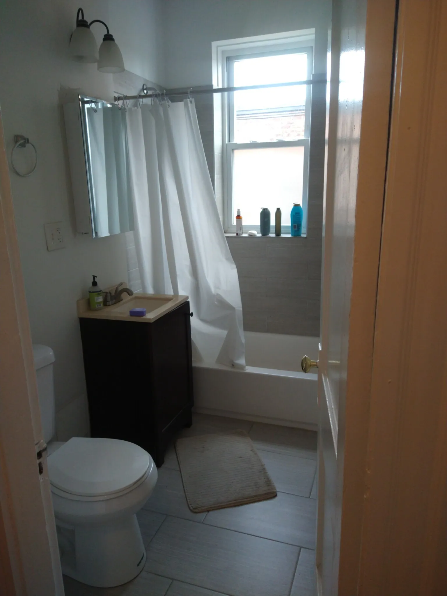 Studio bed, 1 bath apartment for rent at 1193 Commonwealth Ave Unit 16, Allston — photo 24 of 38