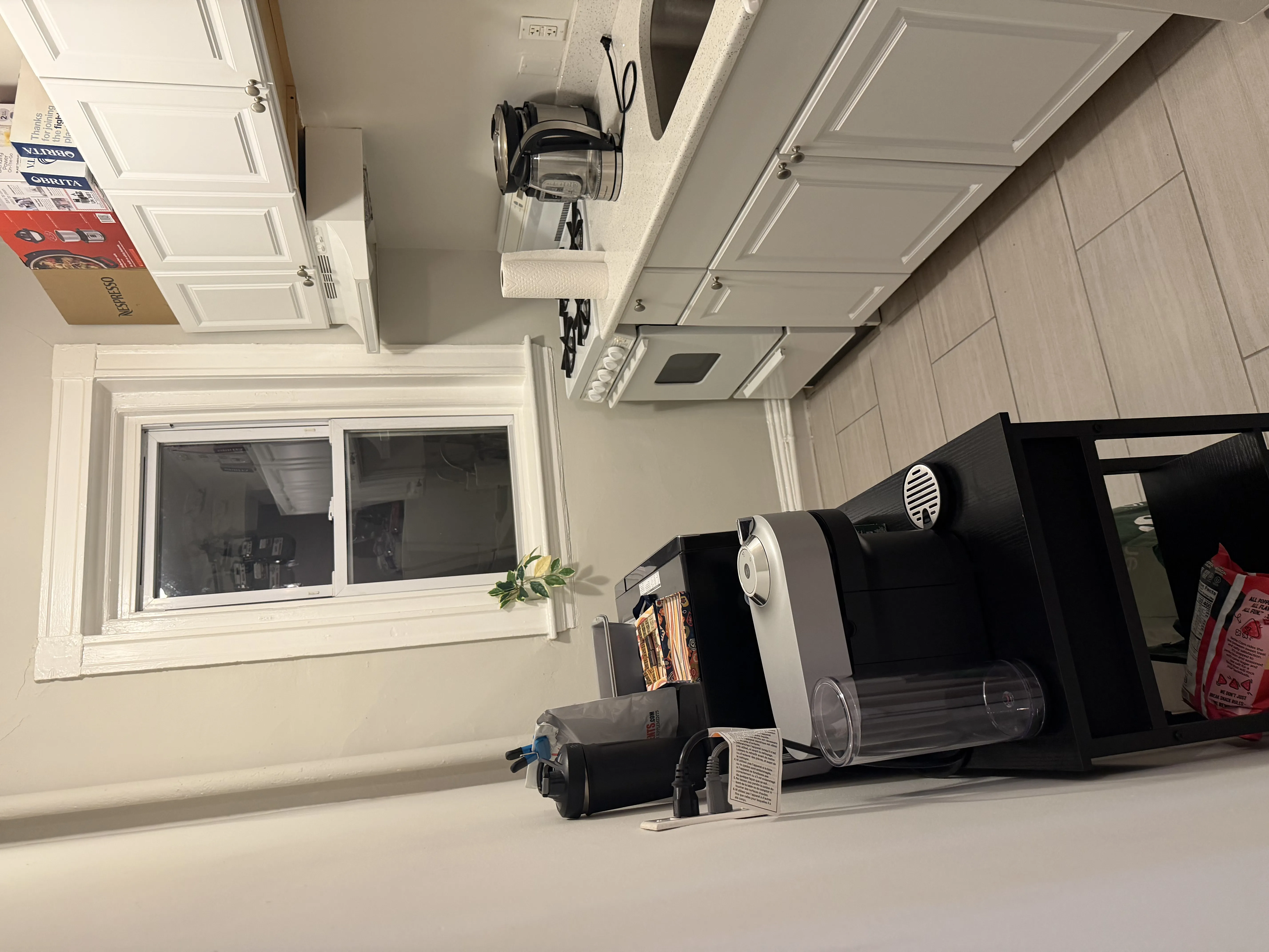Studio bed, 1 bath apartment for rent at 1193 Commonwealth Ave Unit 16, Allston — photo 1 of 11