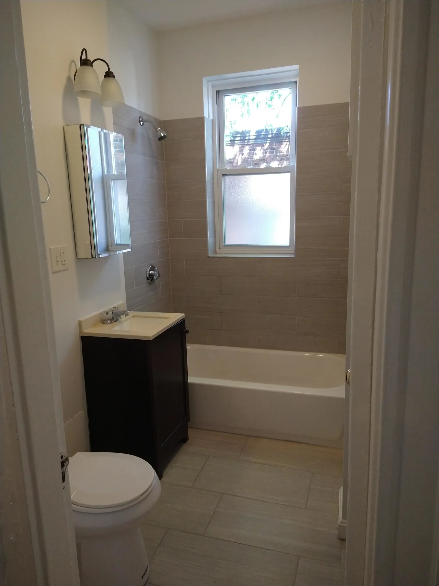Studio bed, 1 bath apartment for rent at 1193 Commonwealth Ave Unit 16, Allston — photo 34 of 38