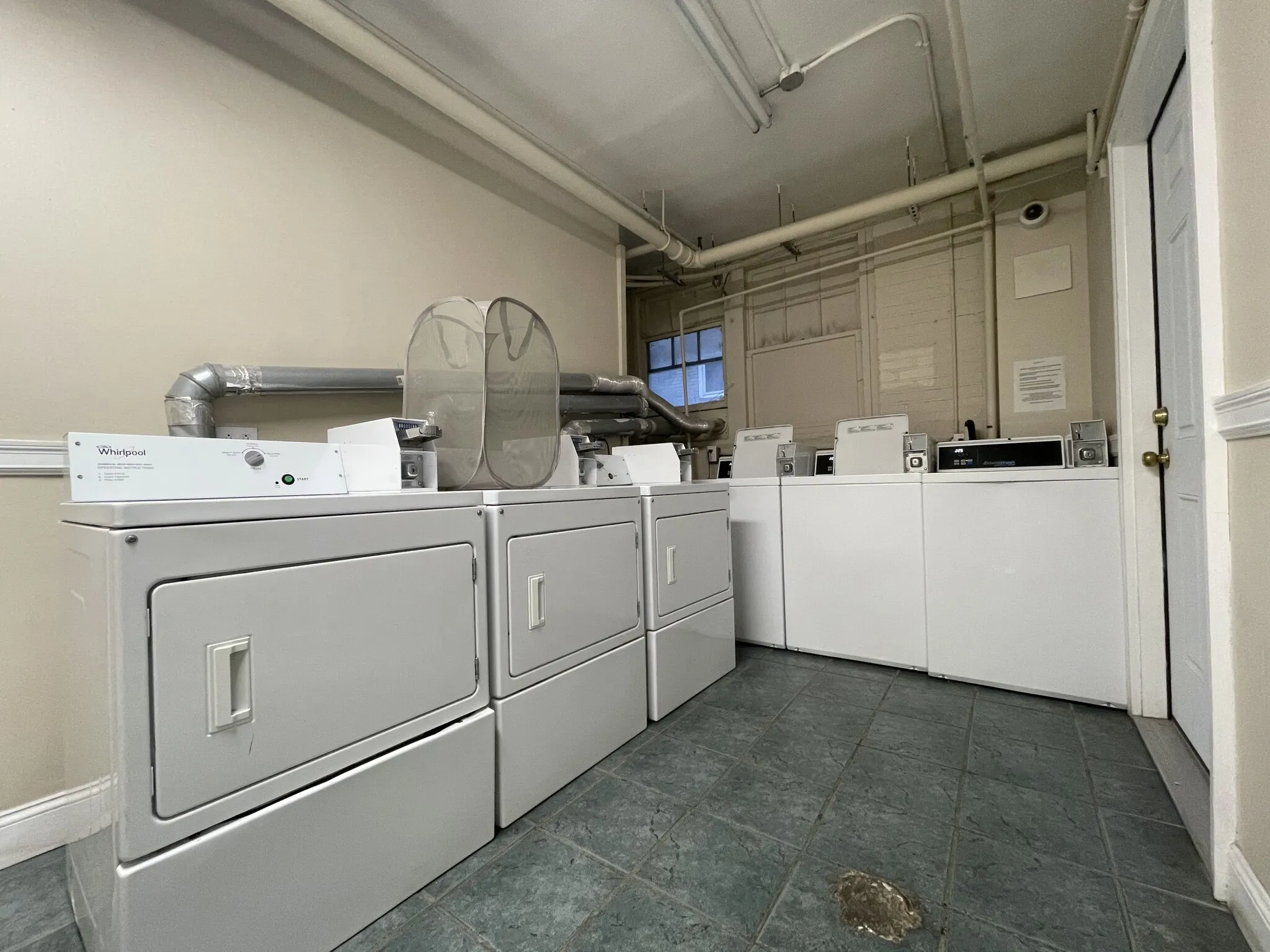 Studio bed, 1 bath apartment for rent at 1193 Commonwealth Ave Unit 19, Allston — photo 8 of 10