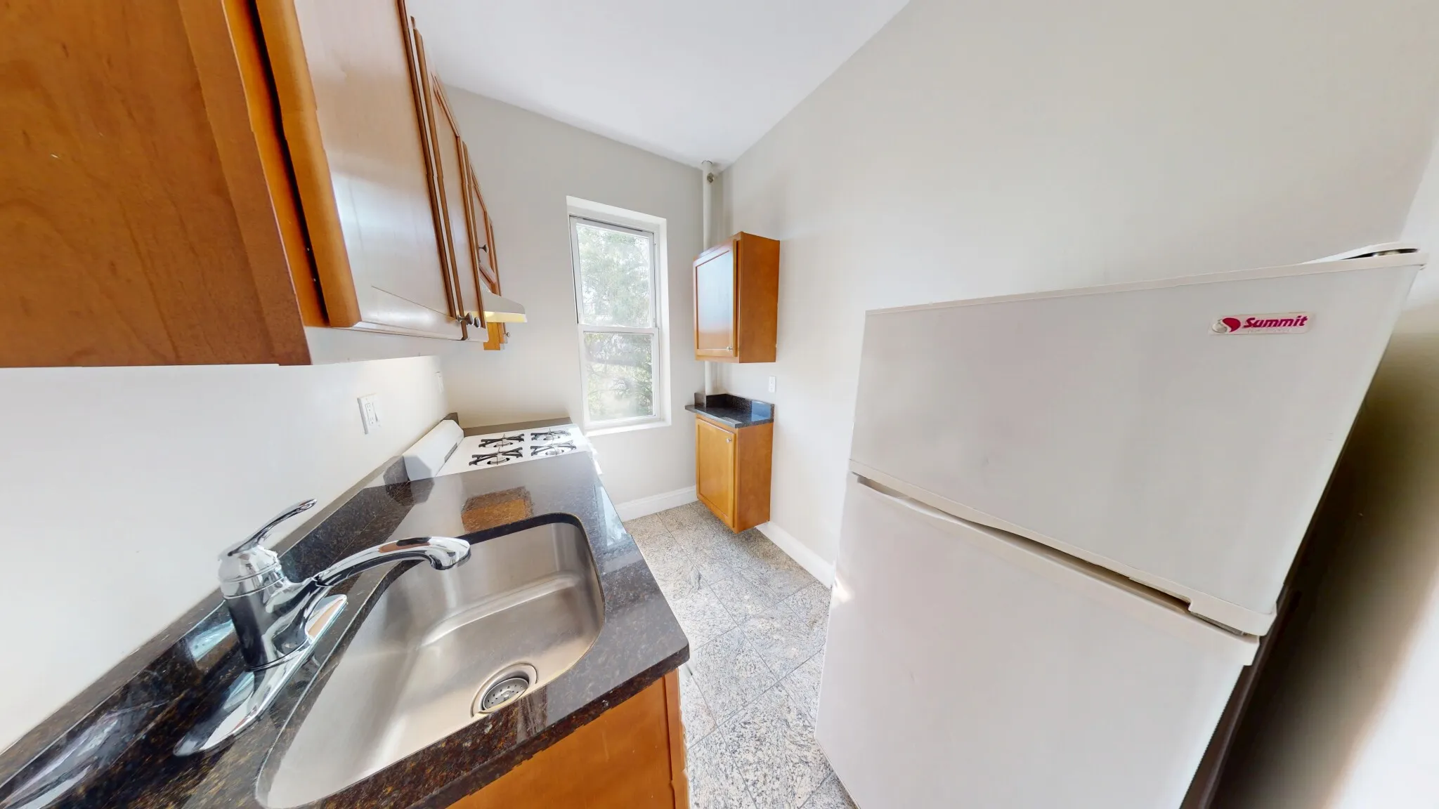 Studio bed, 1 bath apartment for rent at 1193 Commonwealth Ave Unit 19, Allston — photo 3 of 10
