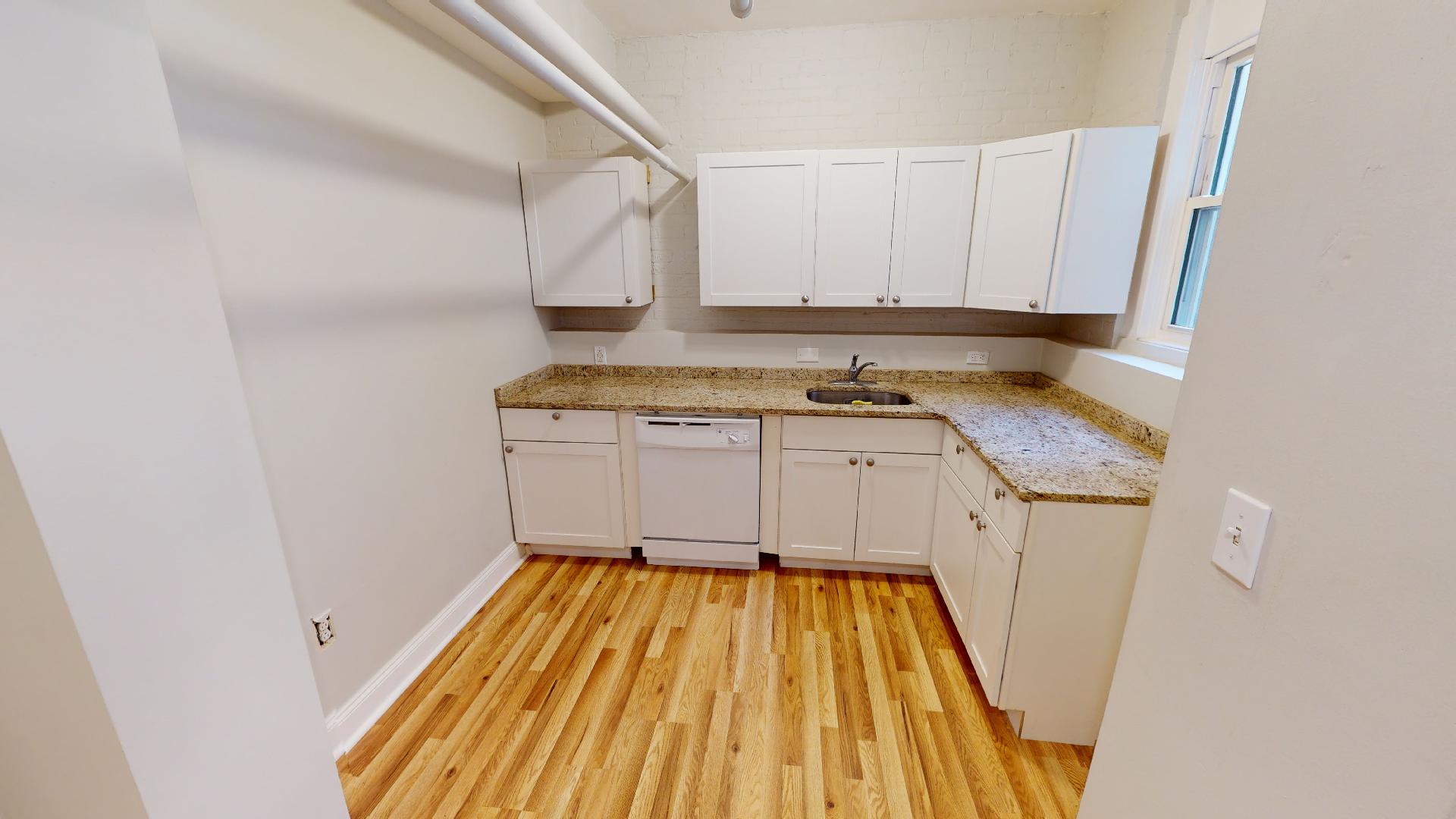 4 bed, 2 bath apartment for rent at 1193 Commonwealth Ave Unit 2, Allston — photo 7 of 48
