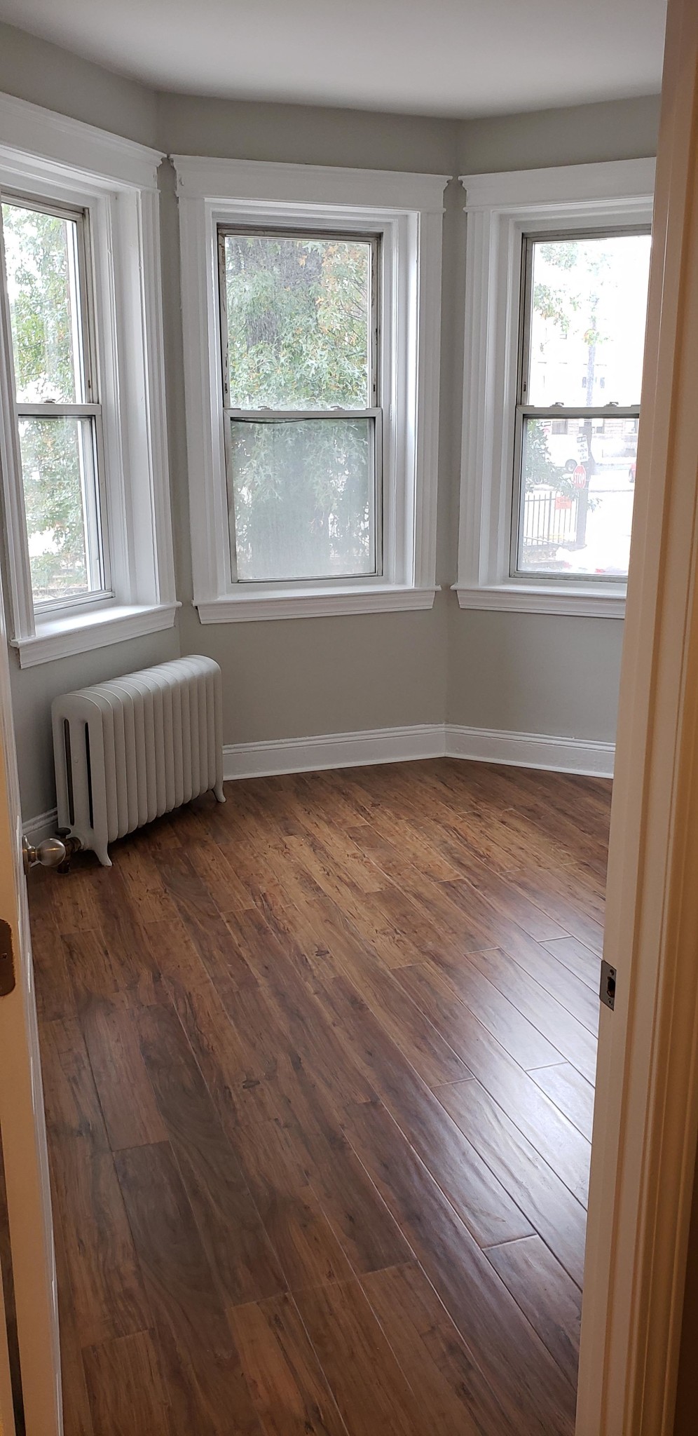 4 bed, 2 bath apartment for rent at 1193 Commonwealth Ave Unit 2, Allston — photo 18 of 48