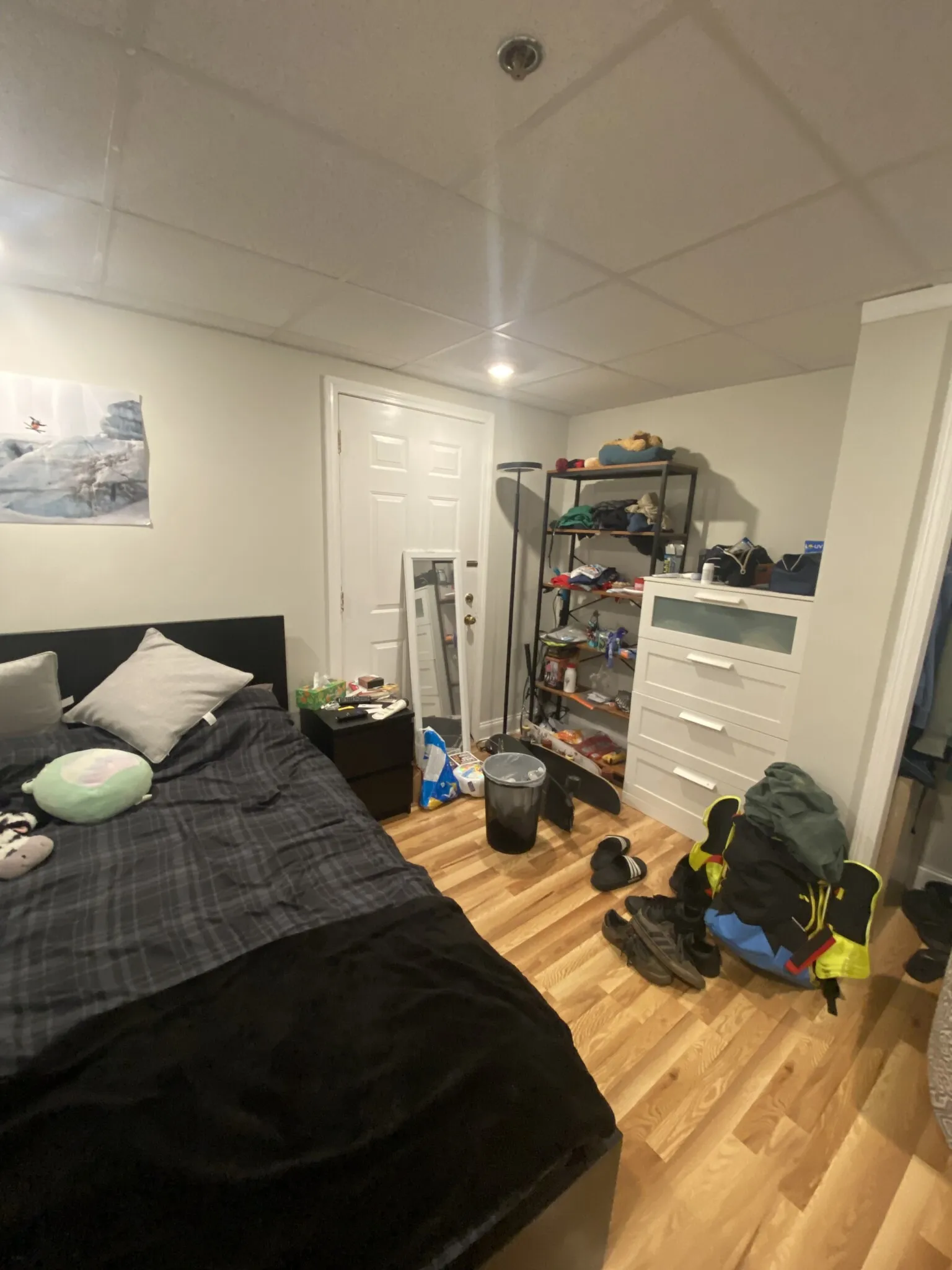 4 bed, 2 bath apartment for rent at 1193 Commonwealth Ave Unit 2, Allston — photo 42 of 89