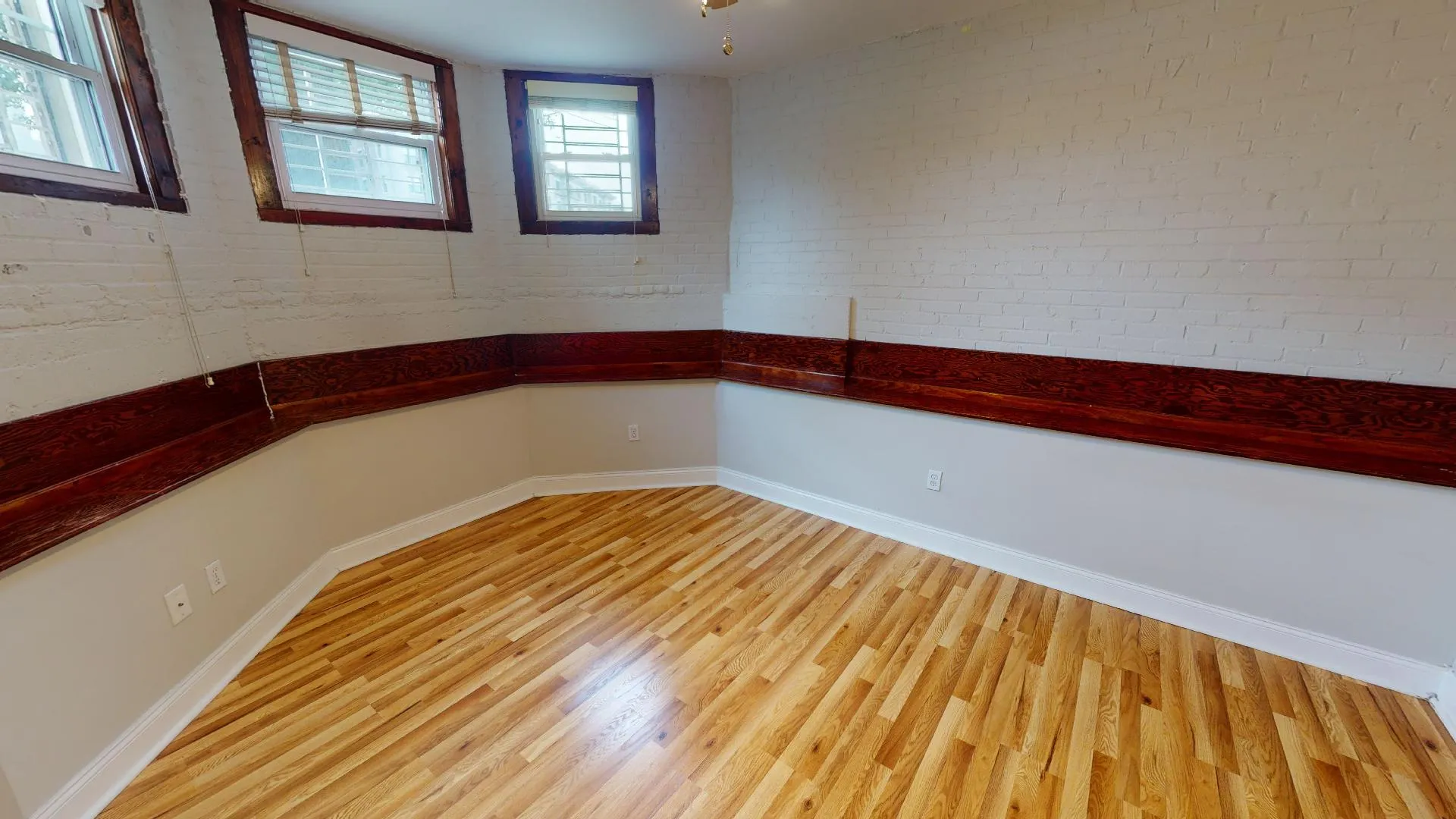 4 bed, 2 bath apartment for rent at 1193 Commonwealth Ave Unit 2, Allston — photo 74 of 89