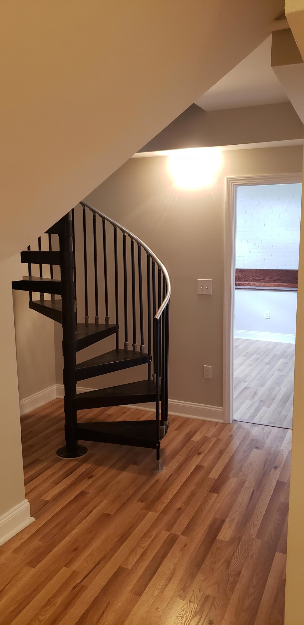 4 bed, 2 bath apartment for rent at 1193 Commonwealth Ave Unit 2, Allston — photo 13 of 48