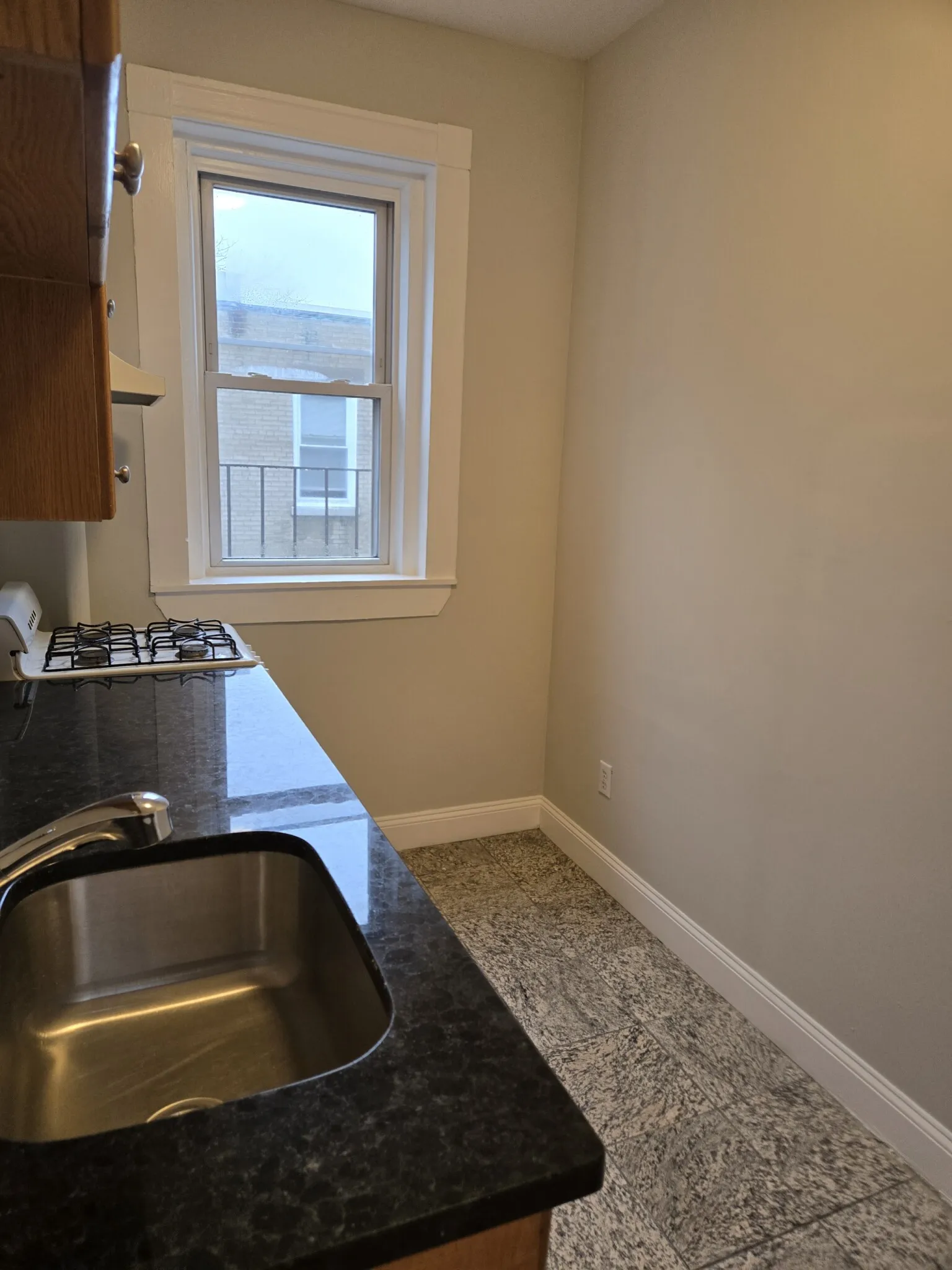 2 bed, 1 bath apartment for rent at 1193 Commonwealth Ave Unit 20, Allston — photo 3 of 12