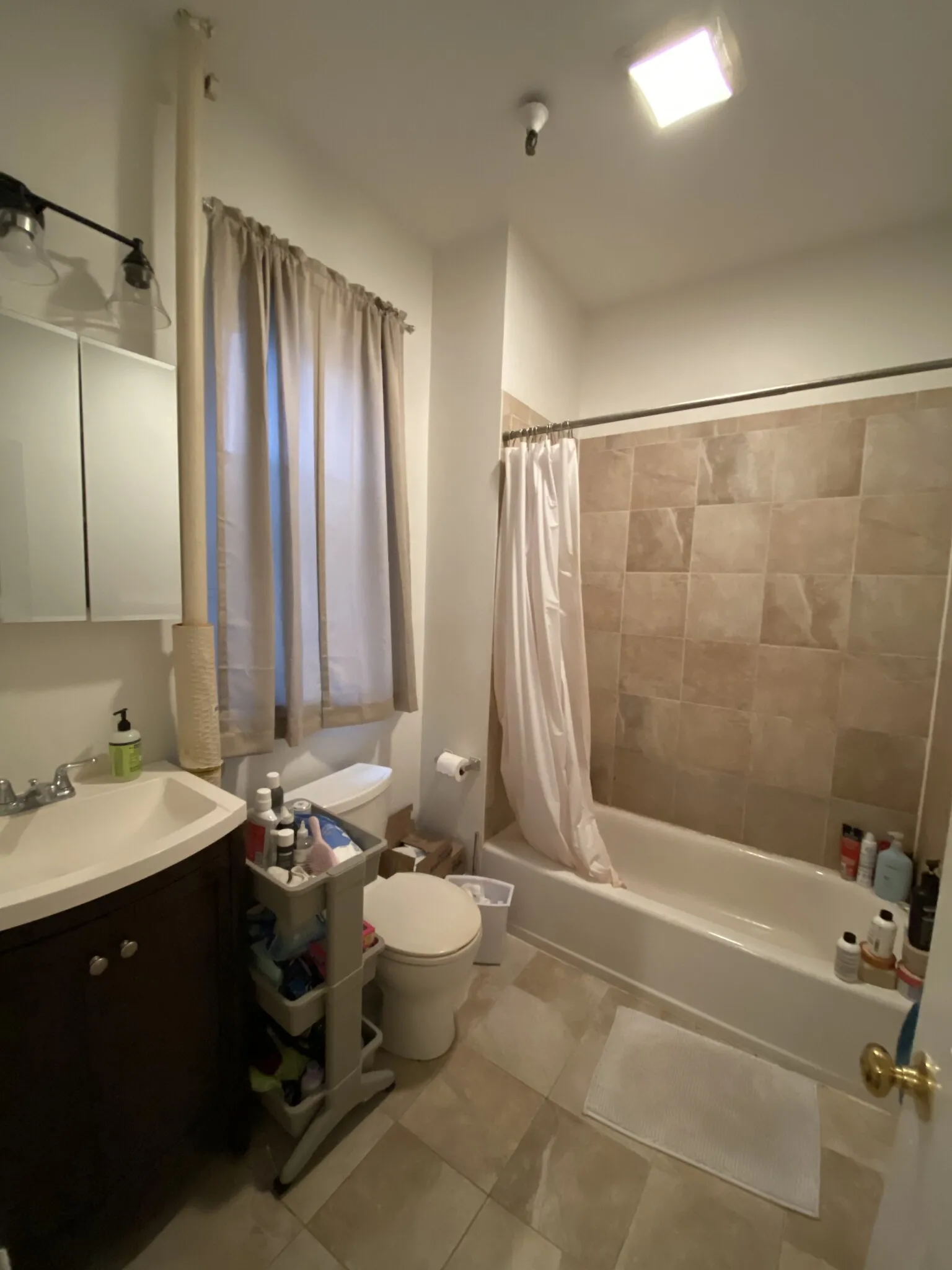 2 bed, 1 bath apartment for rent at 1193 Commonwealth Ave Unit 23, Allston — photo 9 of 20
