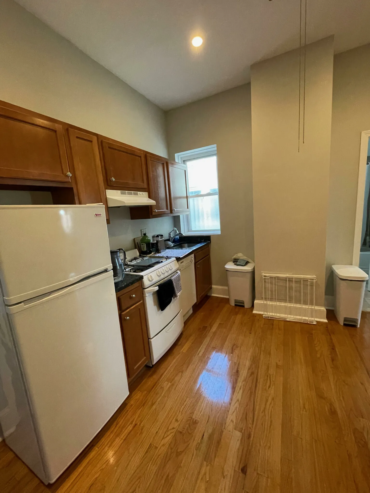 2 bed, 1 bath apartment for rent at 1193 Commonwealth Ave Unit 23, Allston — photo 13 of 20