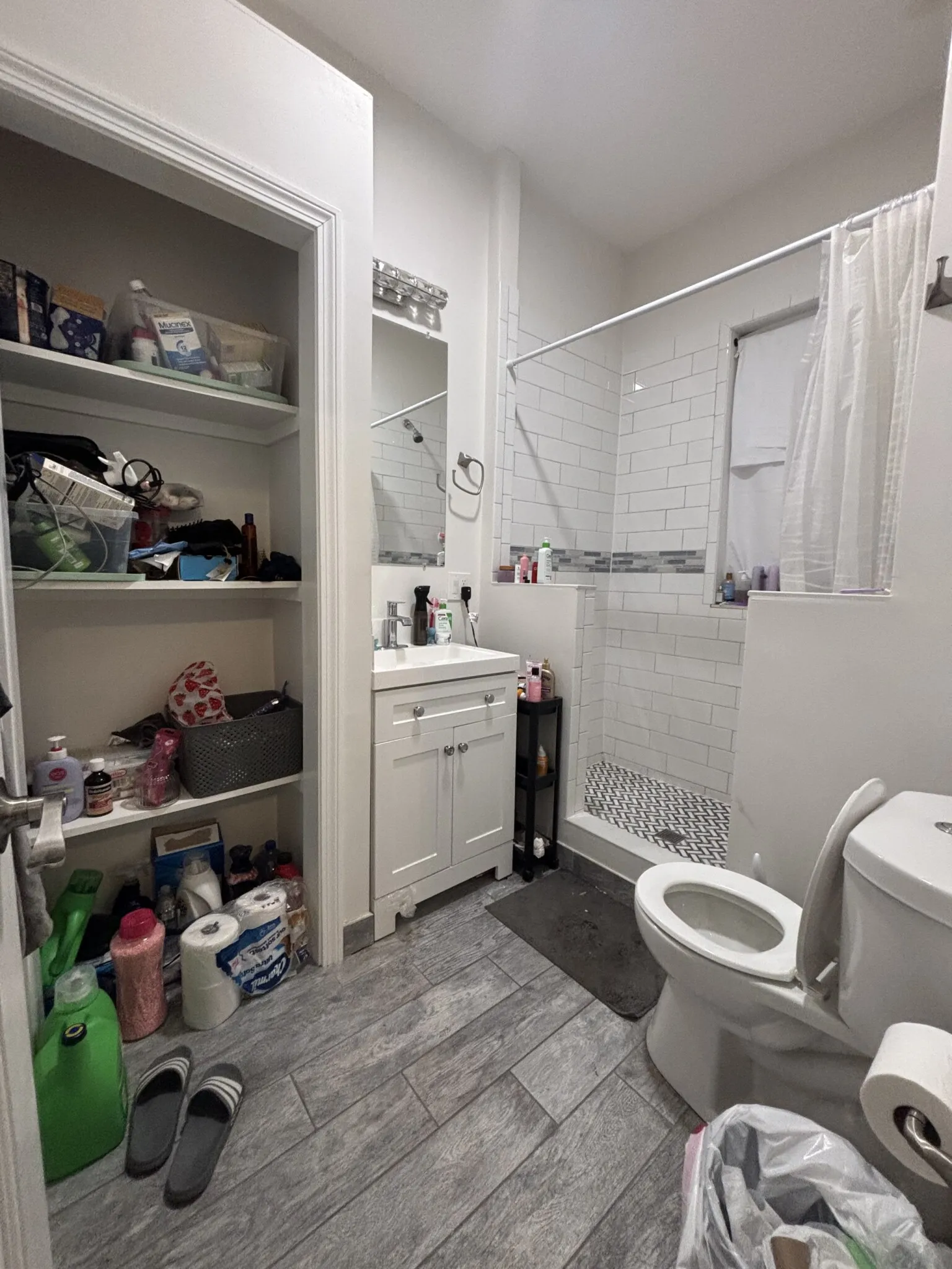2 bed, 1 bath apartment for rent at 1193 Commonwealth Ave Unit 3, Allston — photo 3 of 14
