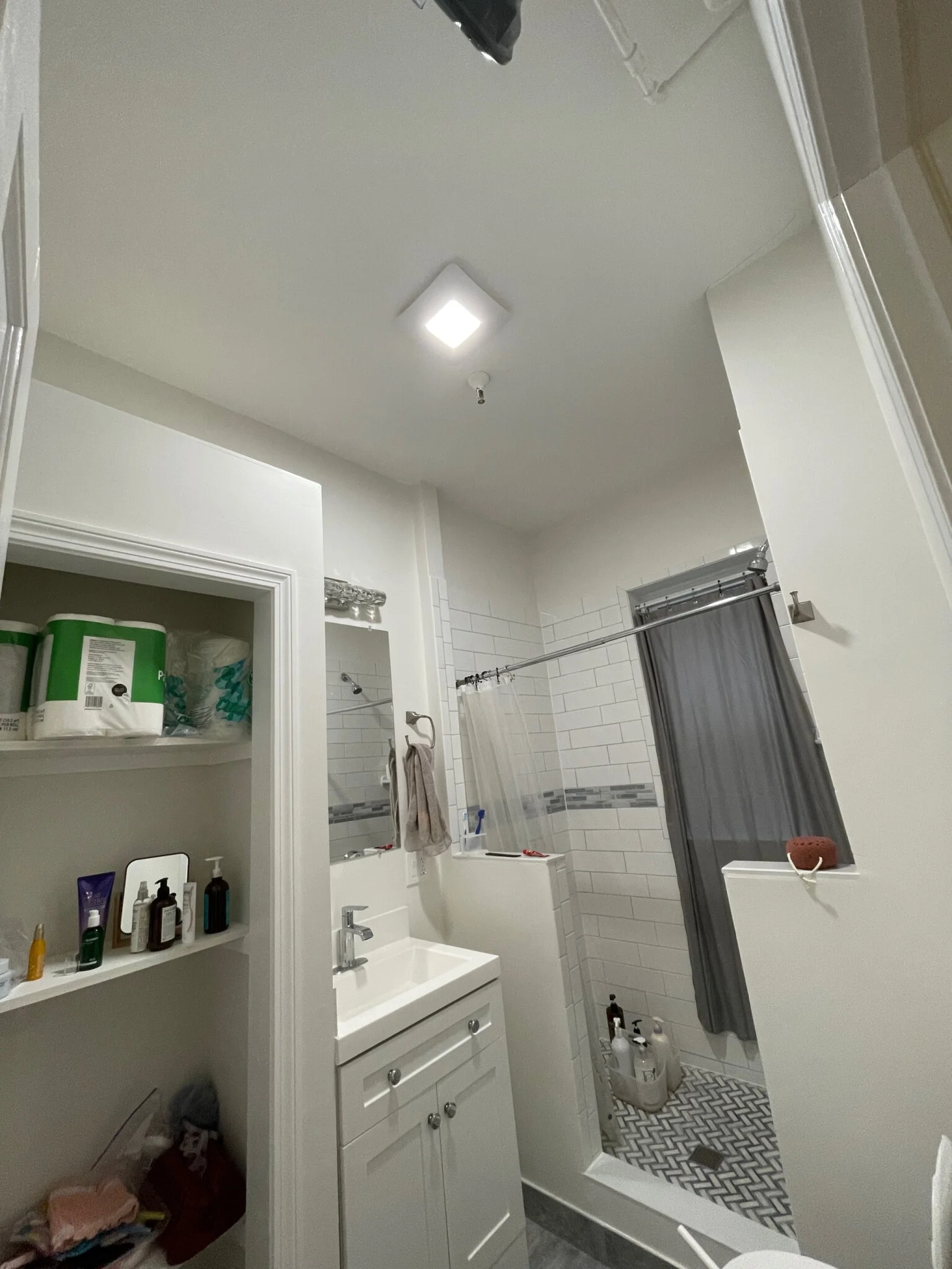 2 bed, 1 bath apartment for rent at 1193 Commonwealth Ave Unit 3, Allston — photo 14 of 14