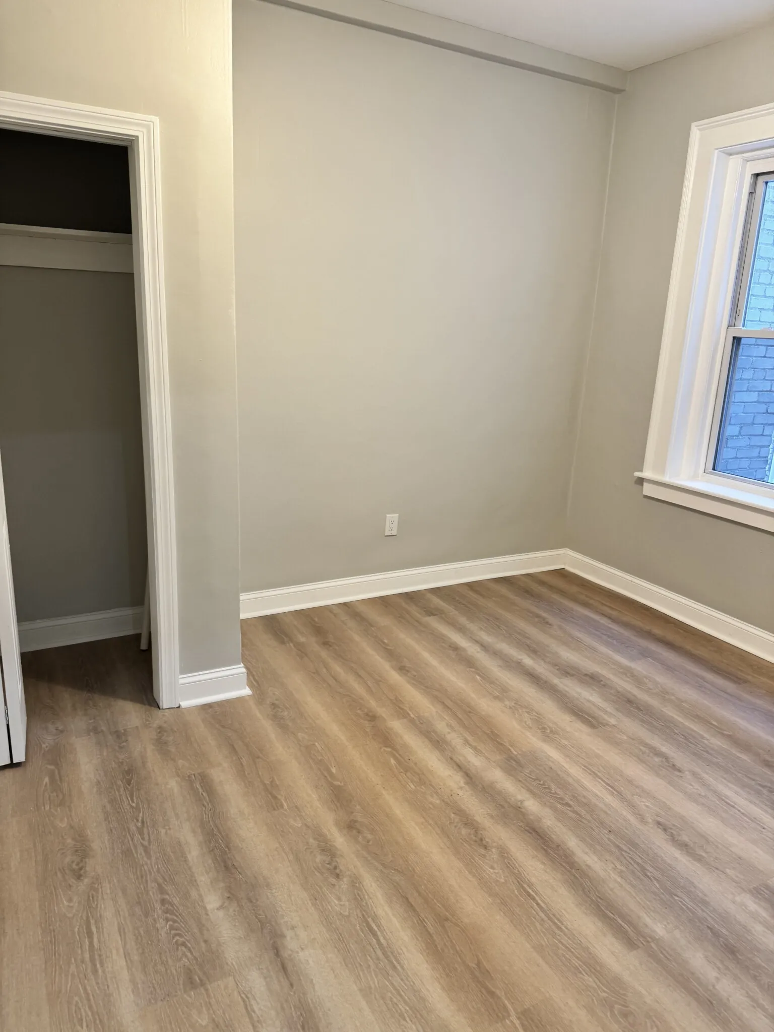 2 bed, 1 bath apartment for rent at 1193 Commonwealth Ave Unit 5, Allston — photo 2 of 15