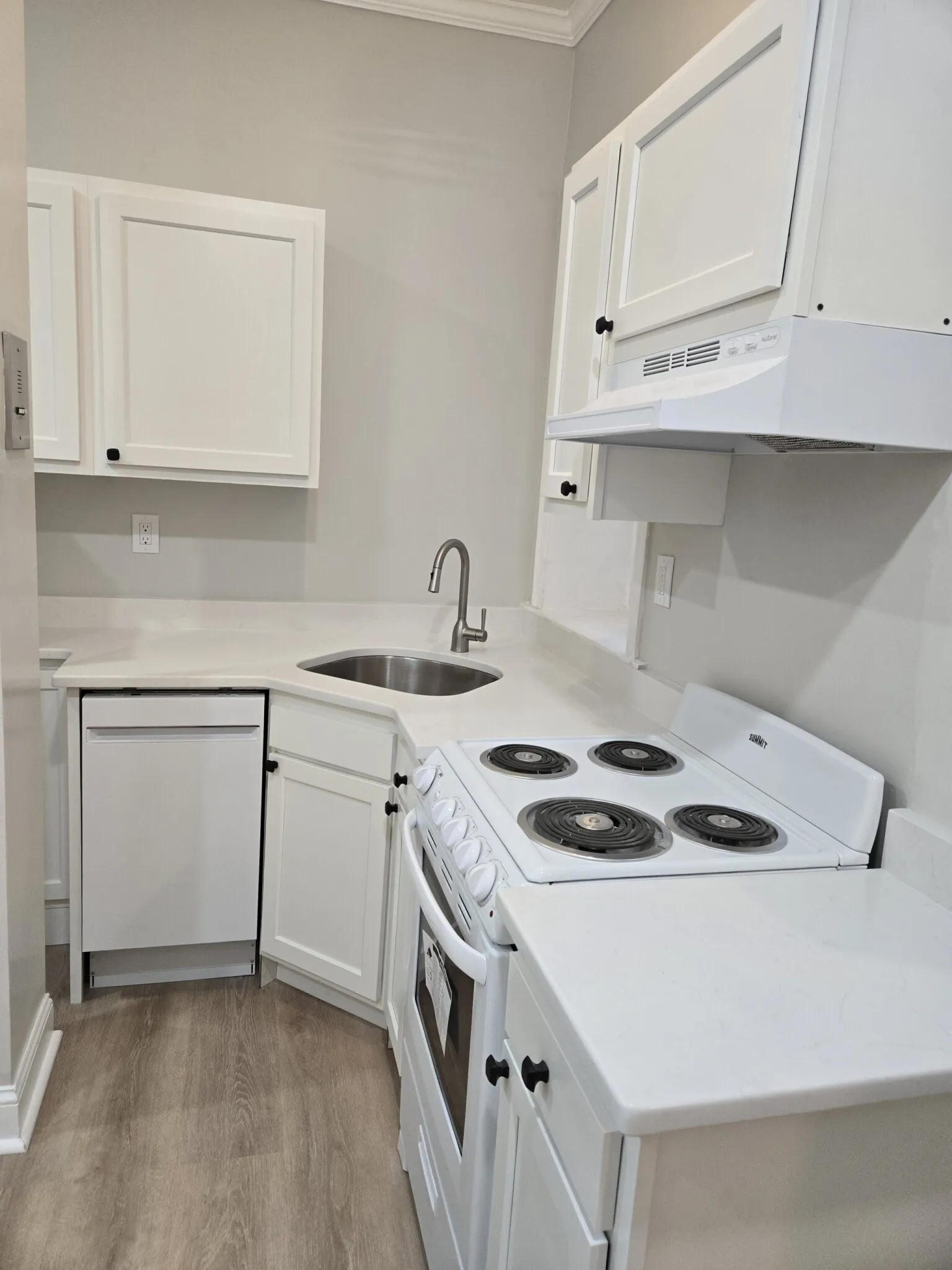 2 bed, 1 bath apartment for rent at 1193 Commonwealth Ave Unit 5, Allston — photo 9 of 15