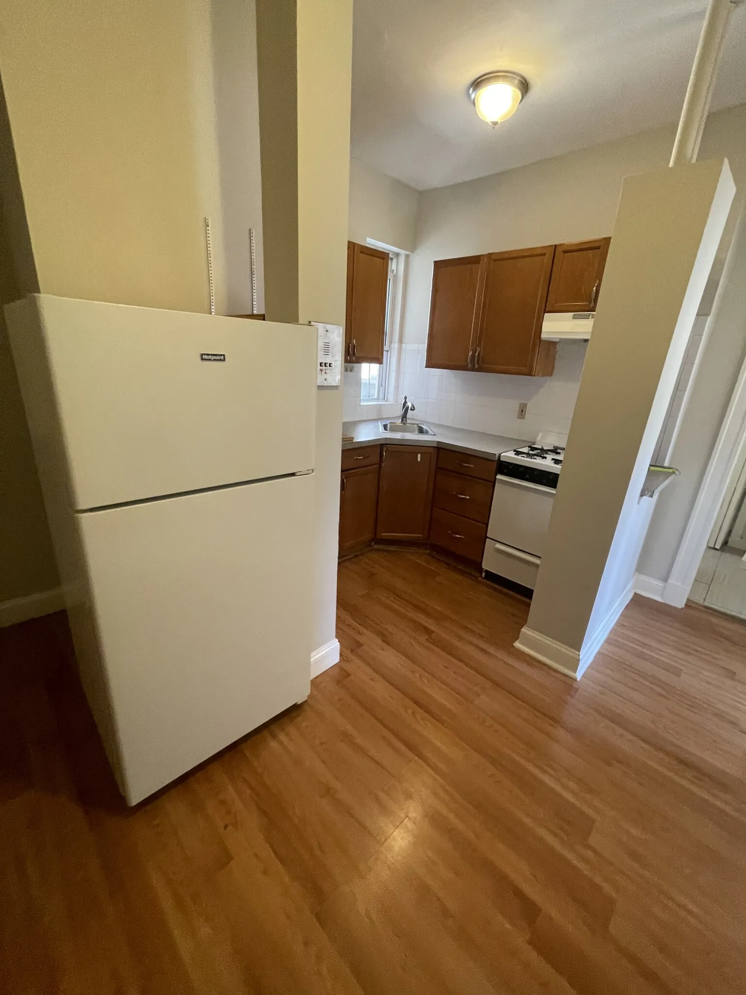 2 bed, 1 bath apartment for rent at 1193 Commonwealth Ave Unit 7, Allston — photo 21 of 47