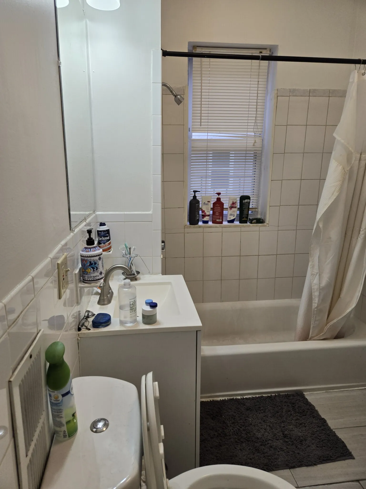2 bed, 1 bath apartment for rent at 1193 Commonwealth Ave Unit 7, Allston — photo 26 of 47