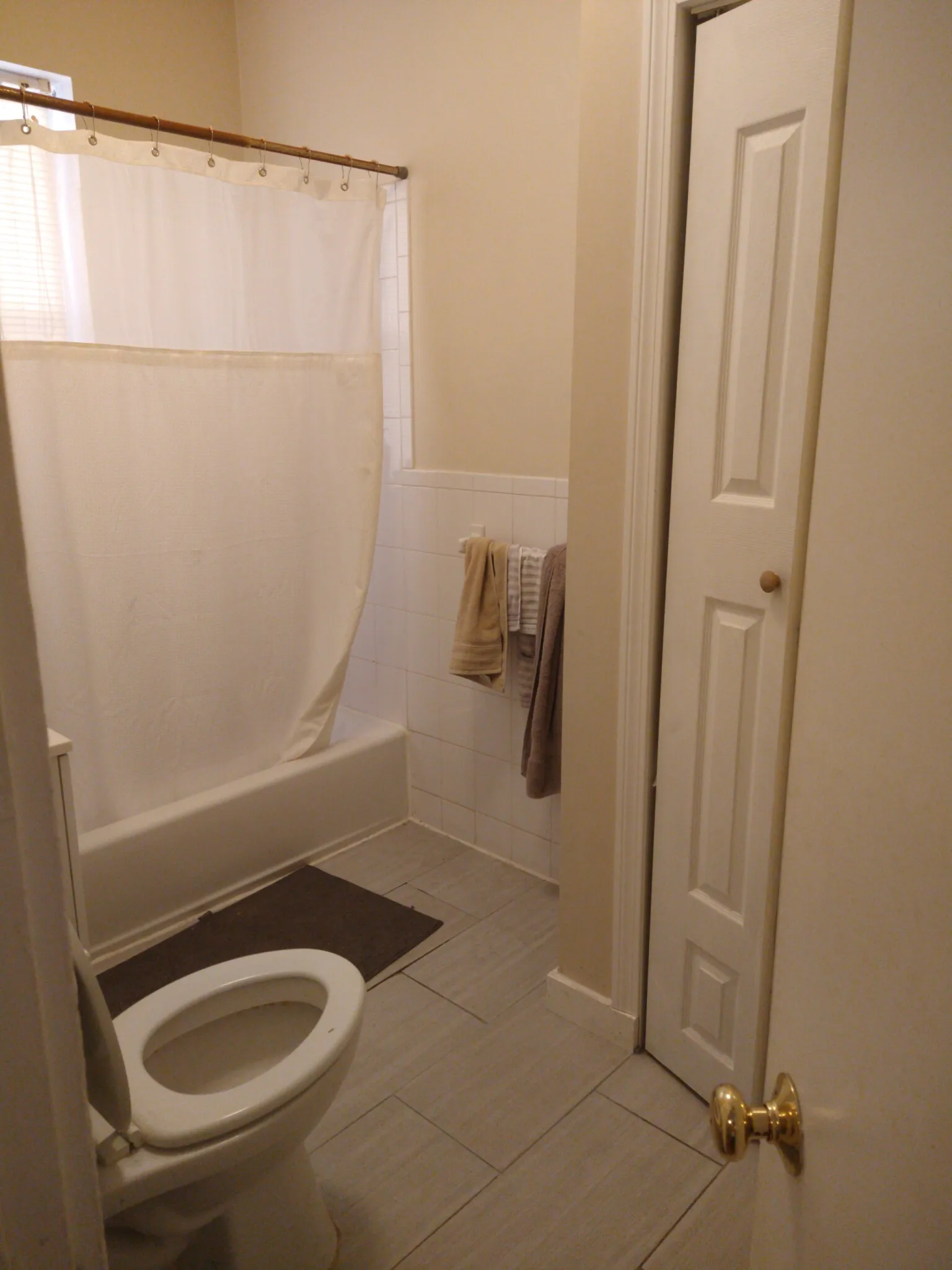 2 bed, 1 bath apartment for rent at 1193 Commonwealth Ave Unit 7, Allston — photo 35 of 47