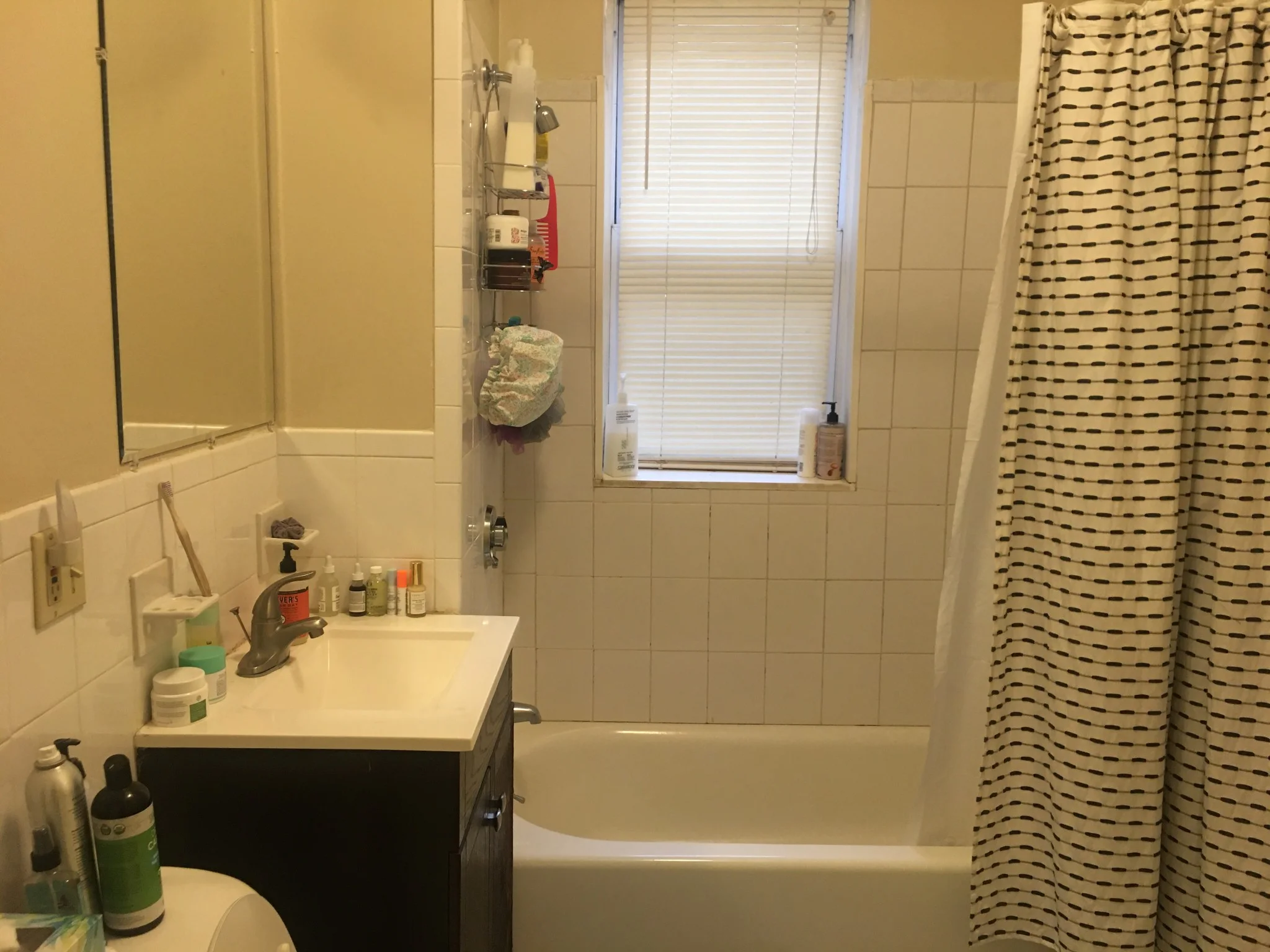 2 bed, 1 bath apartment for rent at 1193 Commonwealth Ave Unit 7, Allston — photo 45 of 47