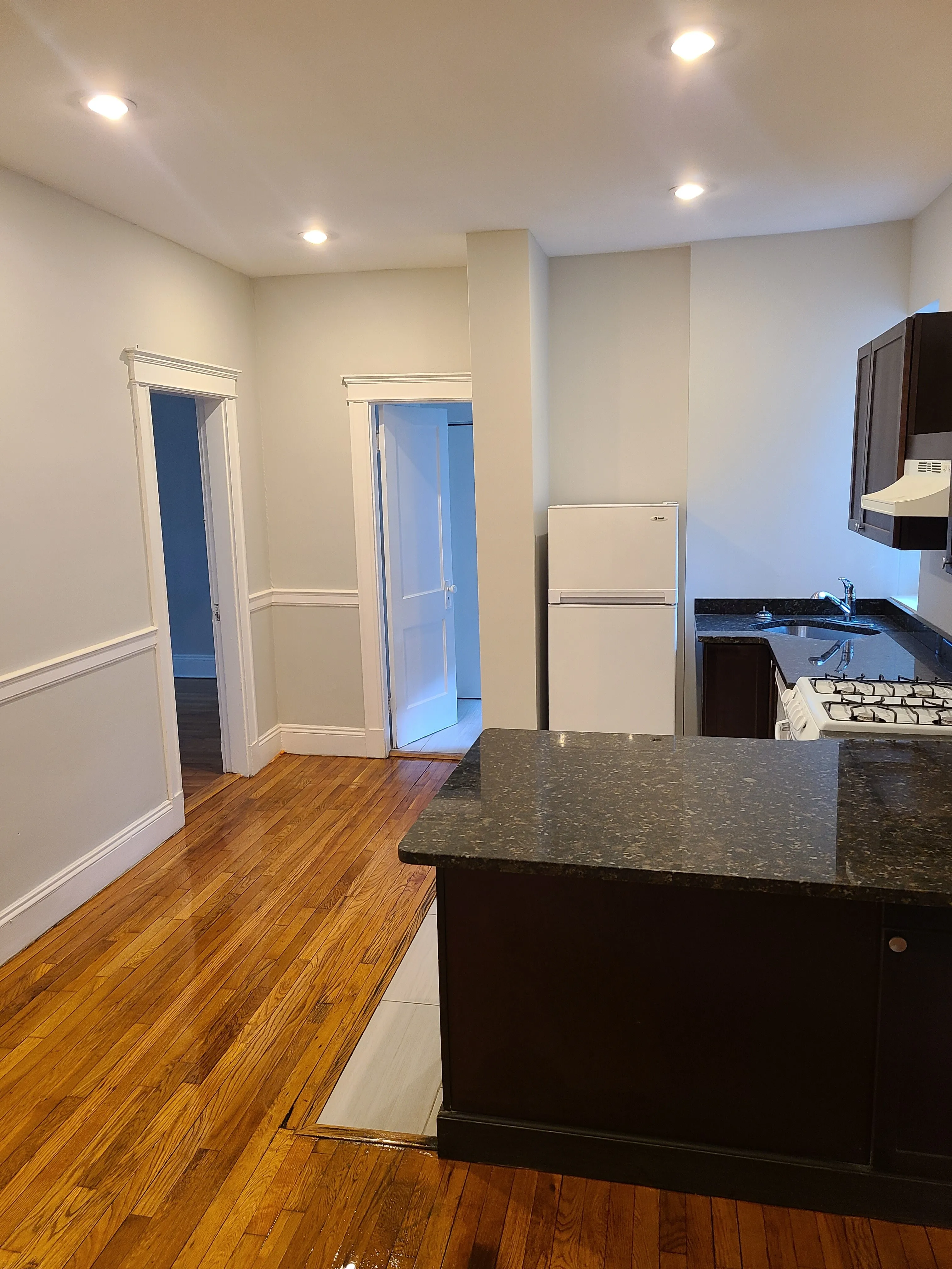 2 bed, 1 bath apartment for rent at 1193 Commonwealth Ave Unit 8, Allston — photo 20 of 24